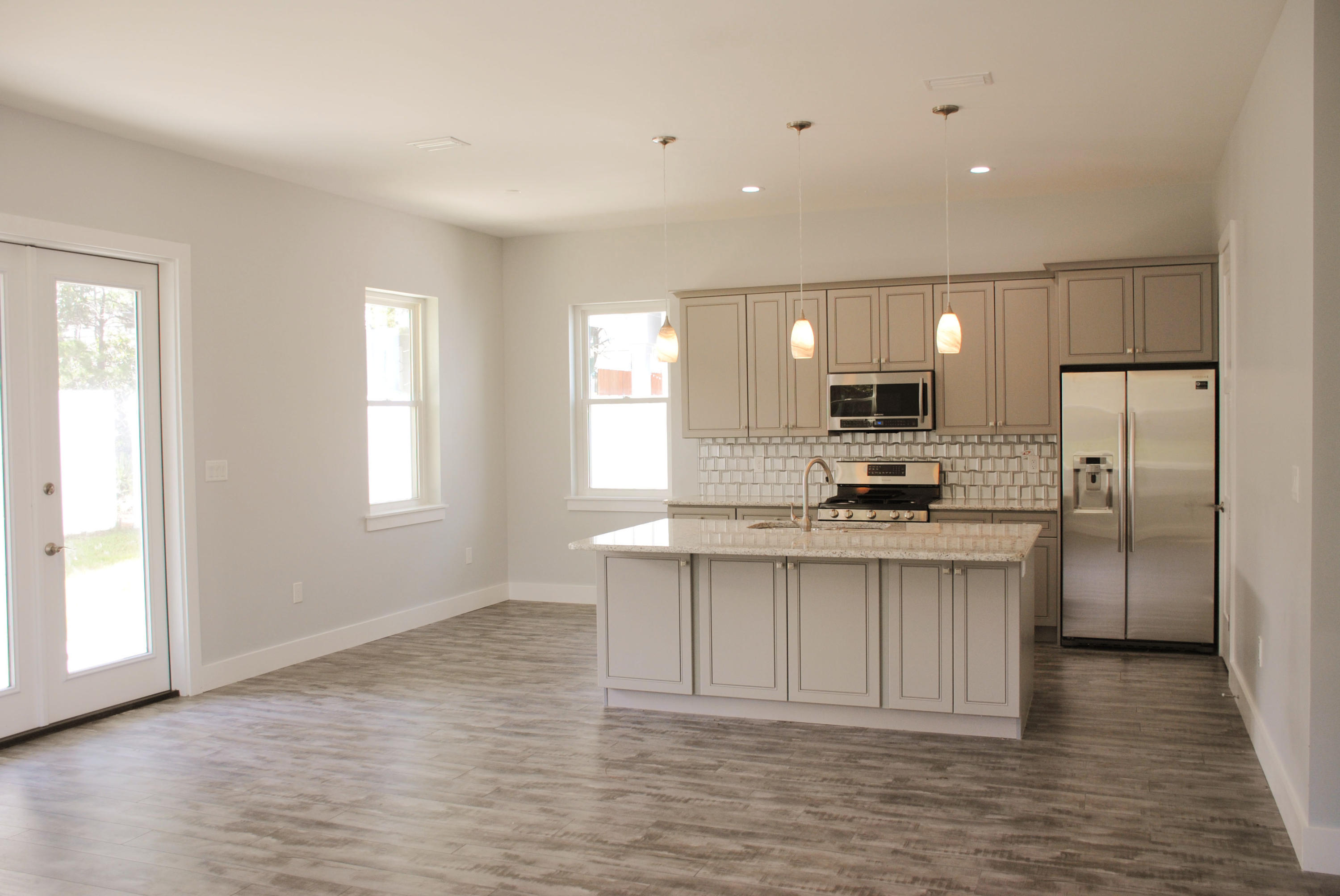 FRANGISTA BEACH 2ND ADDN - Residential