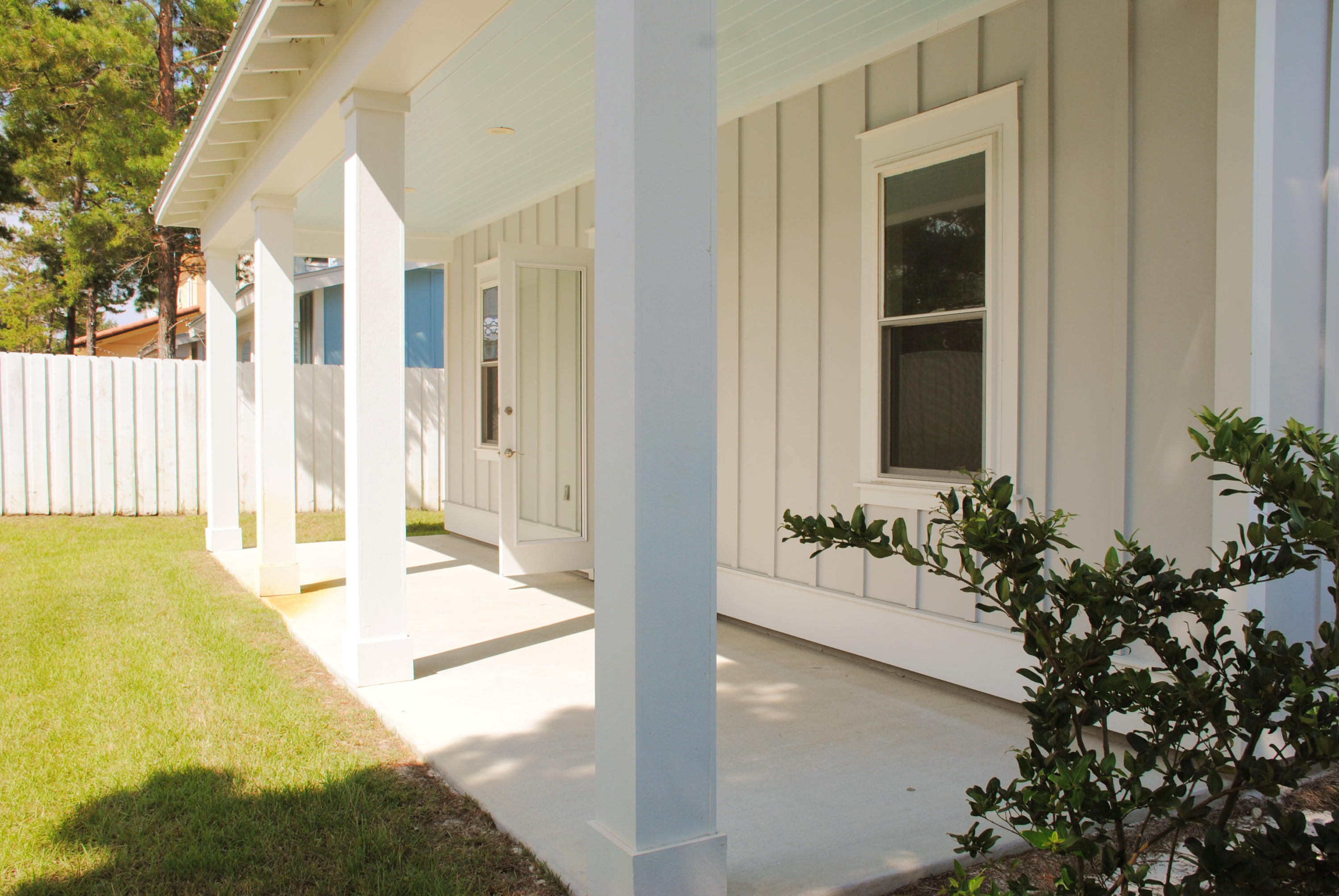 FRANGISTA BEACH 2ND ADDN - Residential