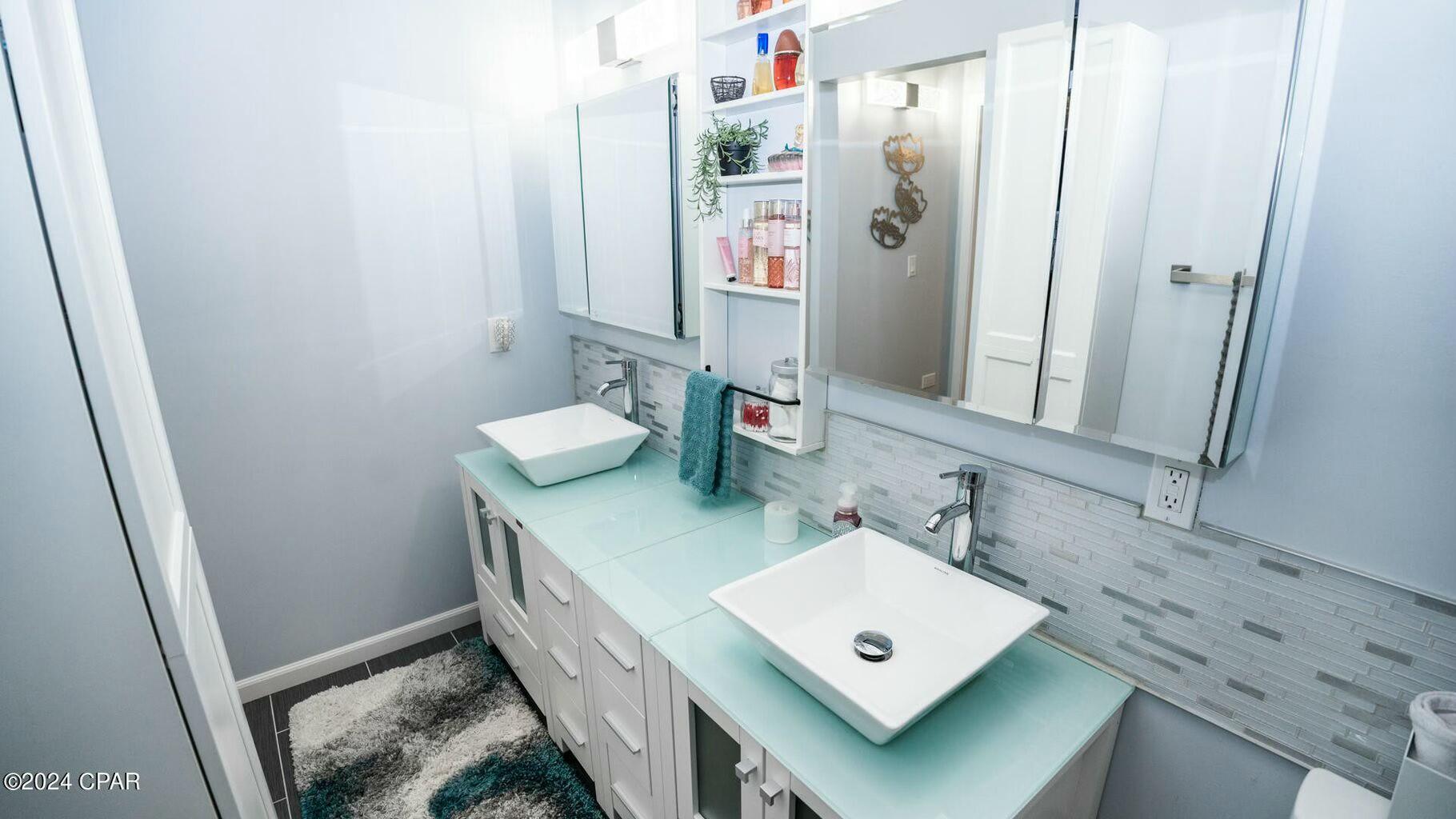 BAY POINT UNIT 1 - Residential
