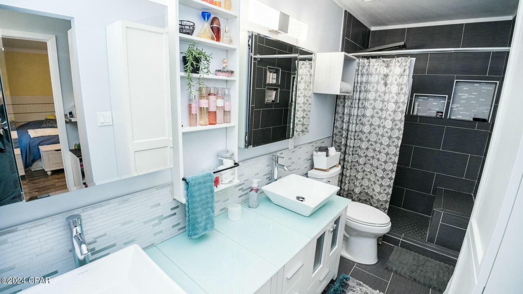 BAY POINT UNIT 1 - Residential