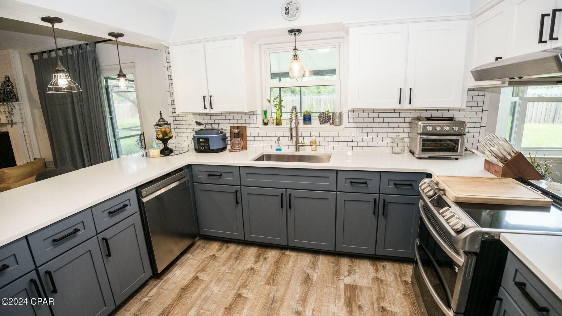 BAY POINT UNIT 1 - Residential