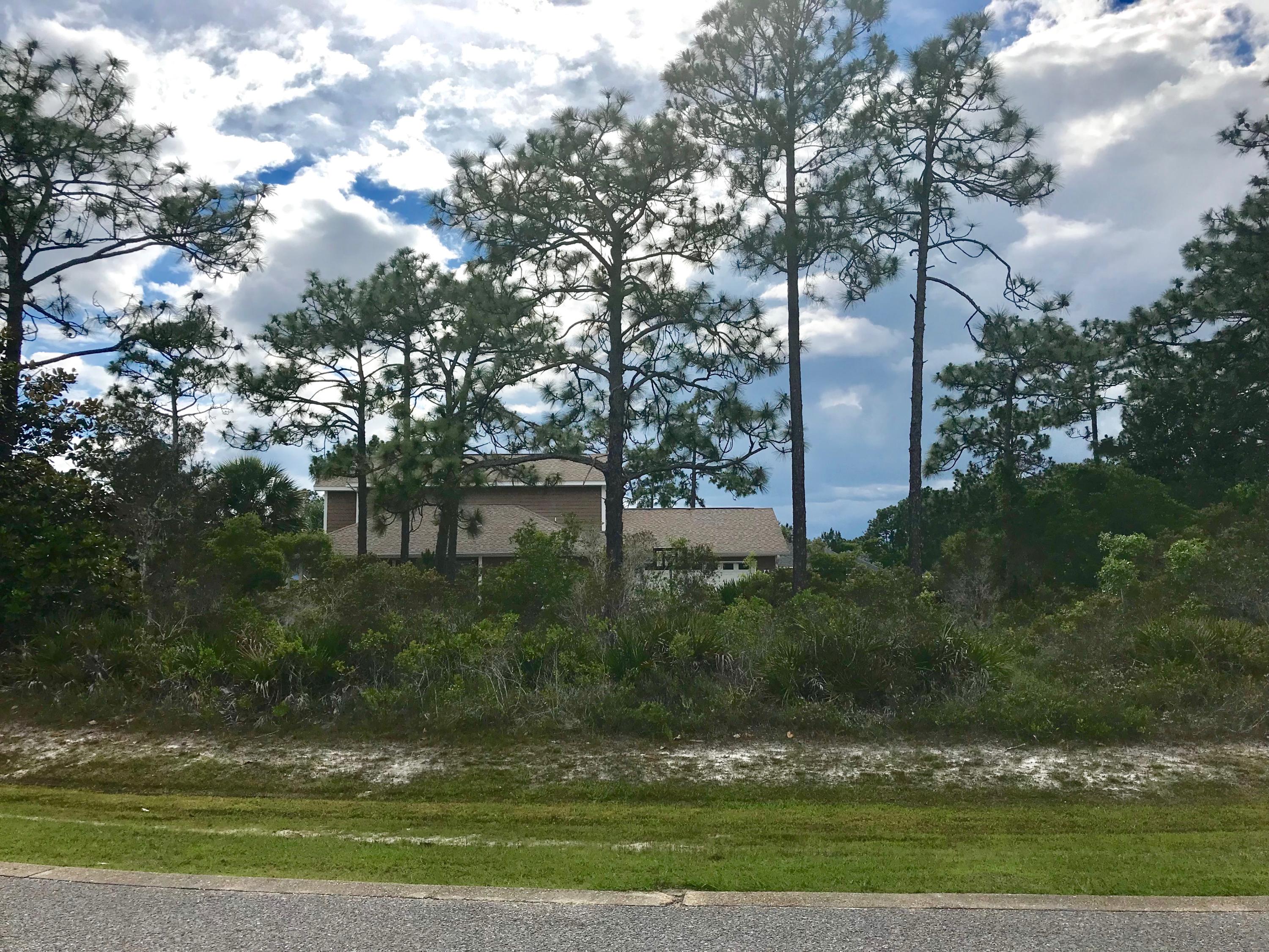 PELICAN BAY S/D - Land