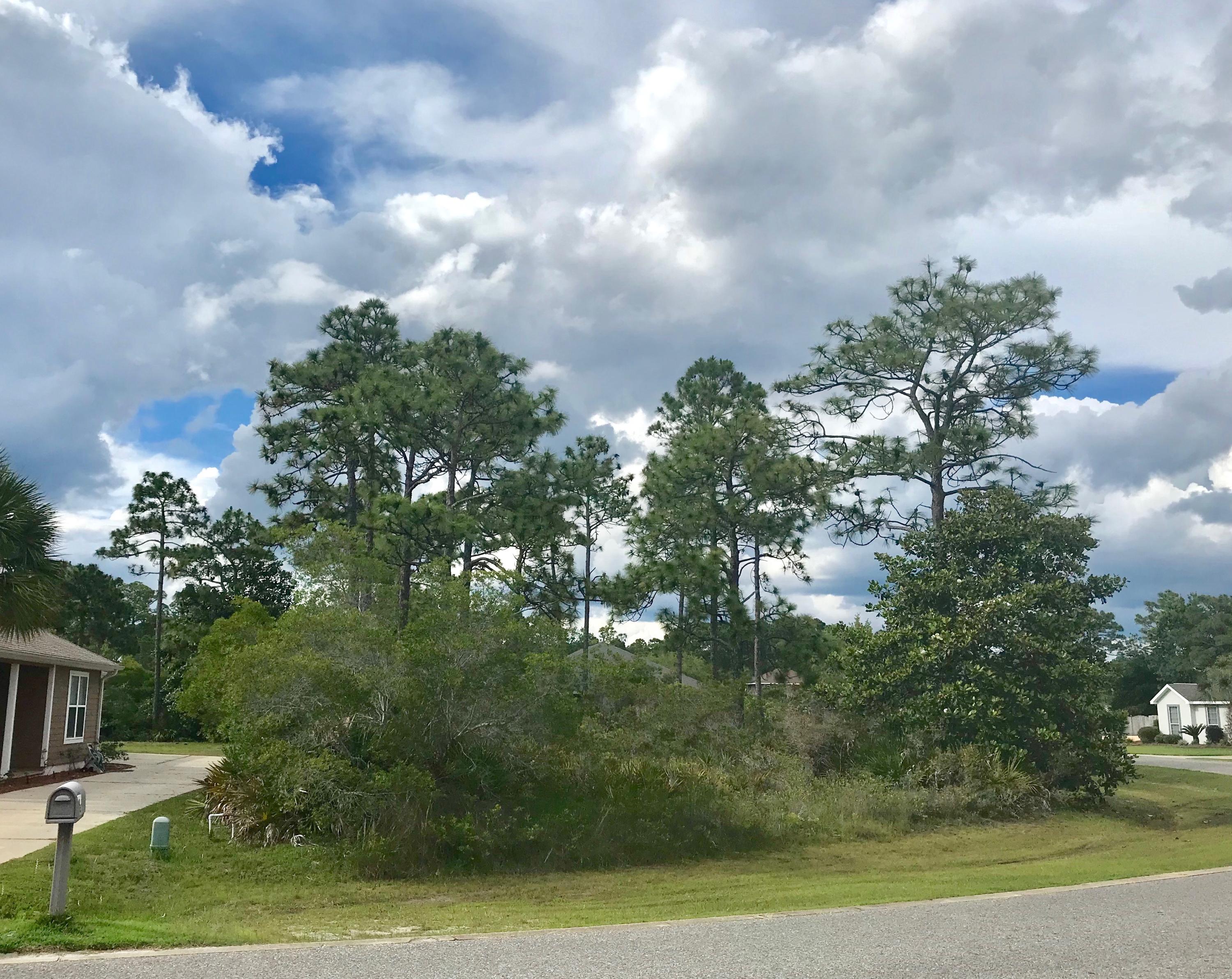 PELICAN BAY S/D - Land