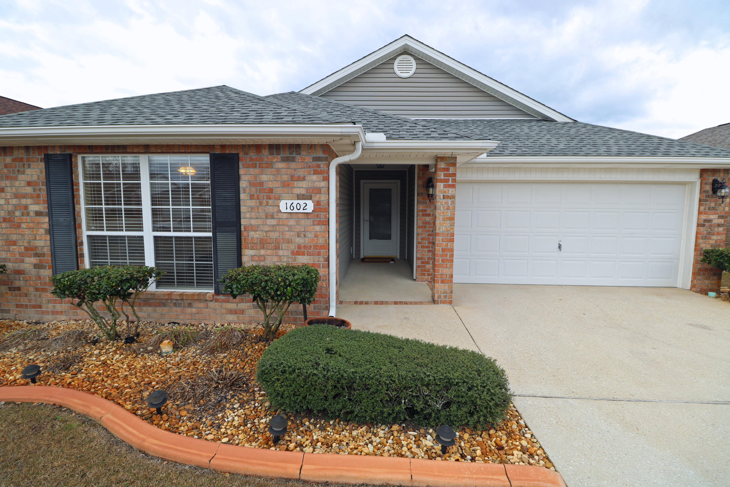 EMERALD VILLAGE S/D - Residential