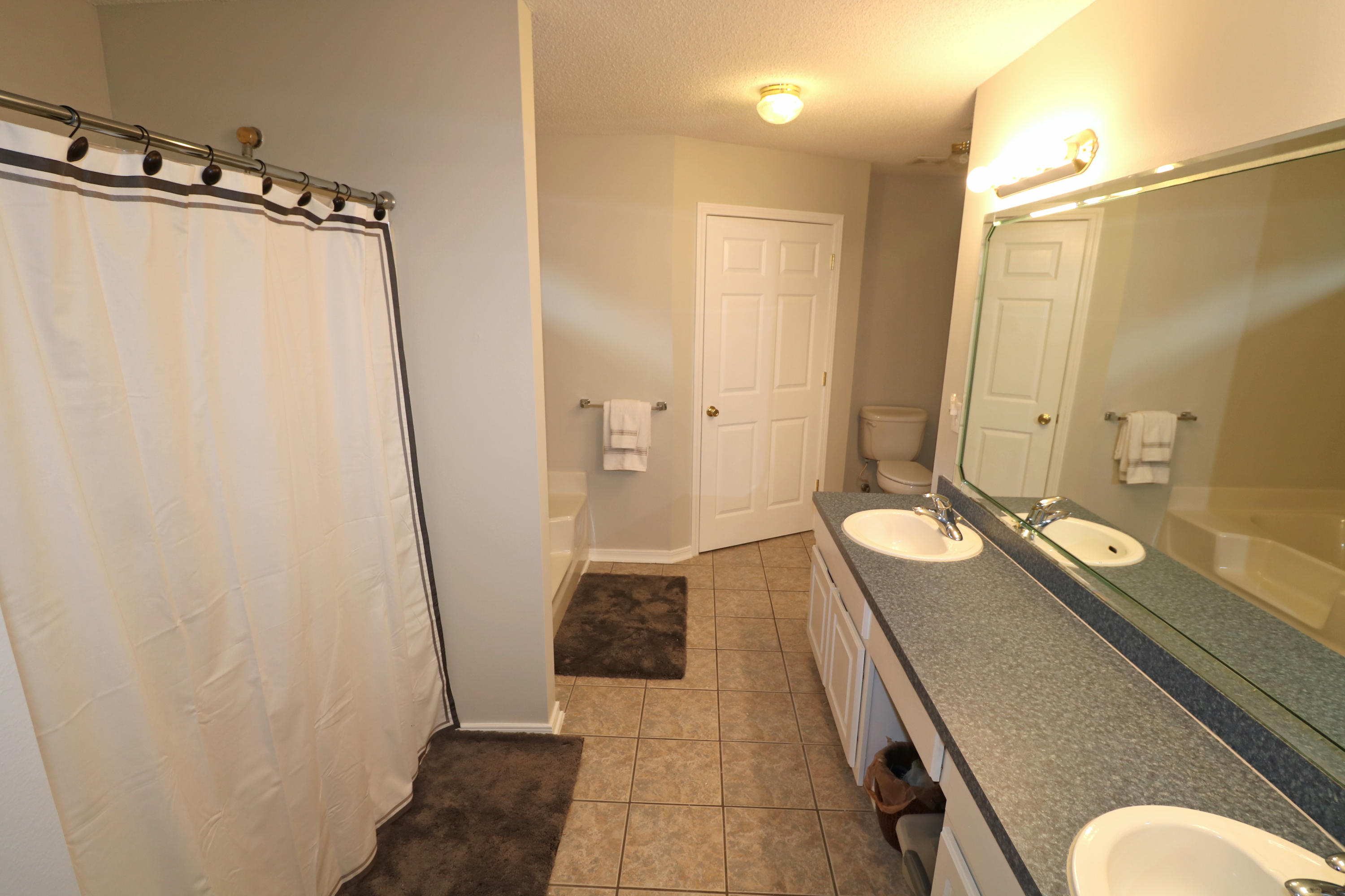 EMERALD VILLAGE S/D - Residential