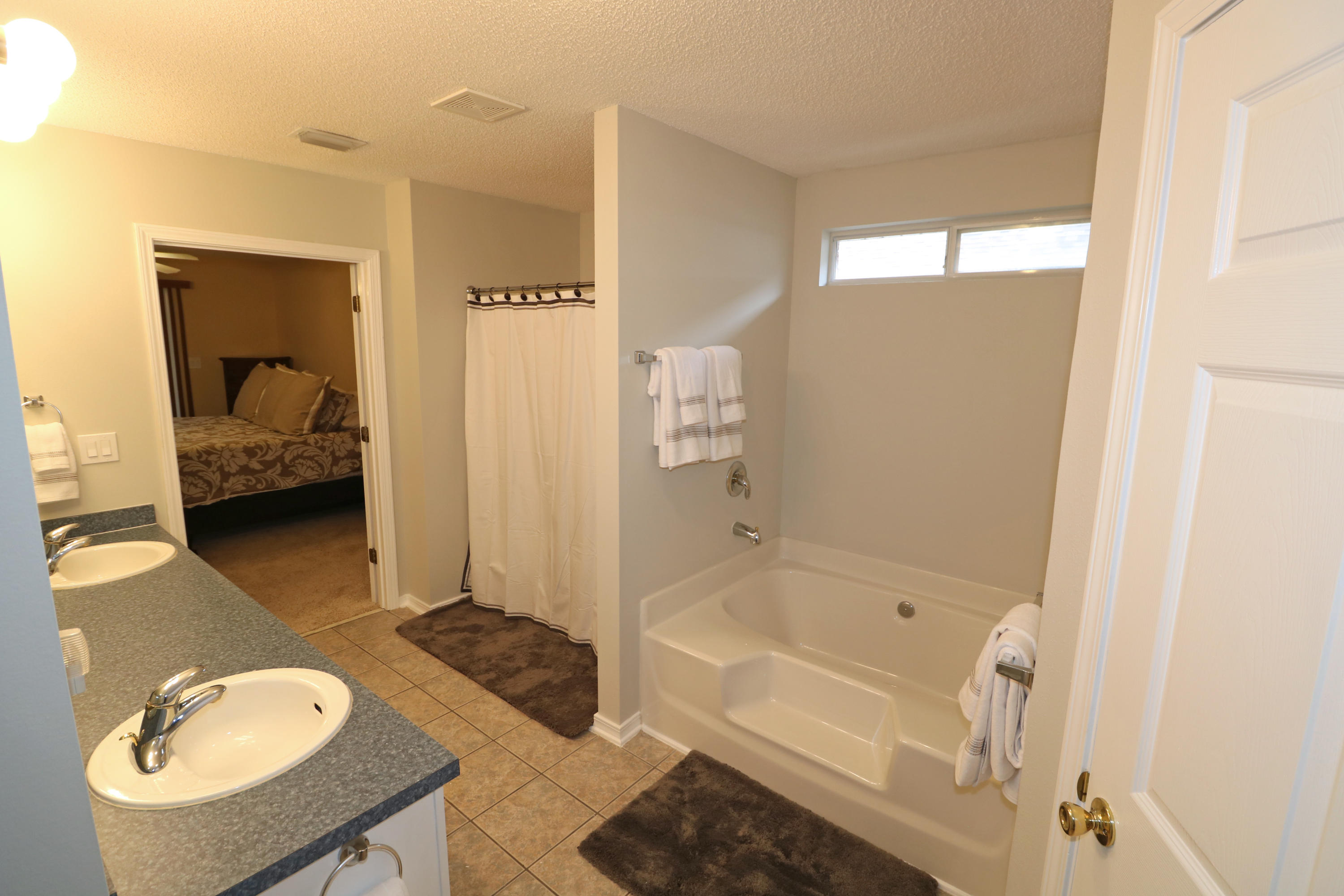 EMERALD VILLAGE S/D - Residential