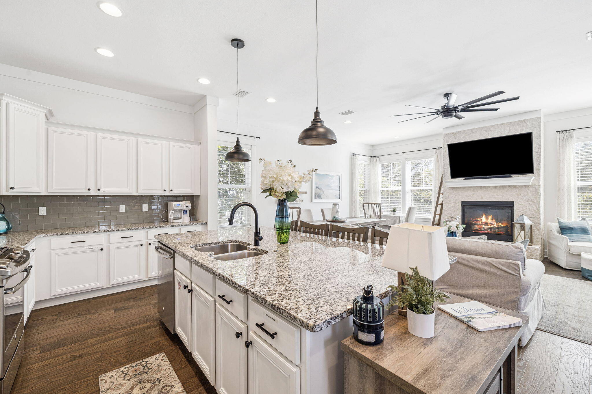 HIGHLAND PARKS - Residential