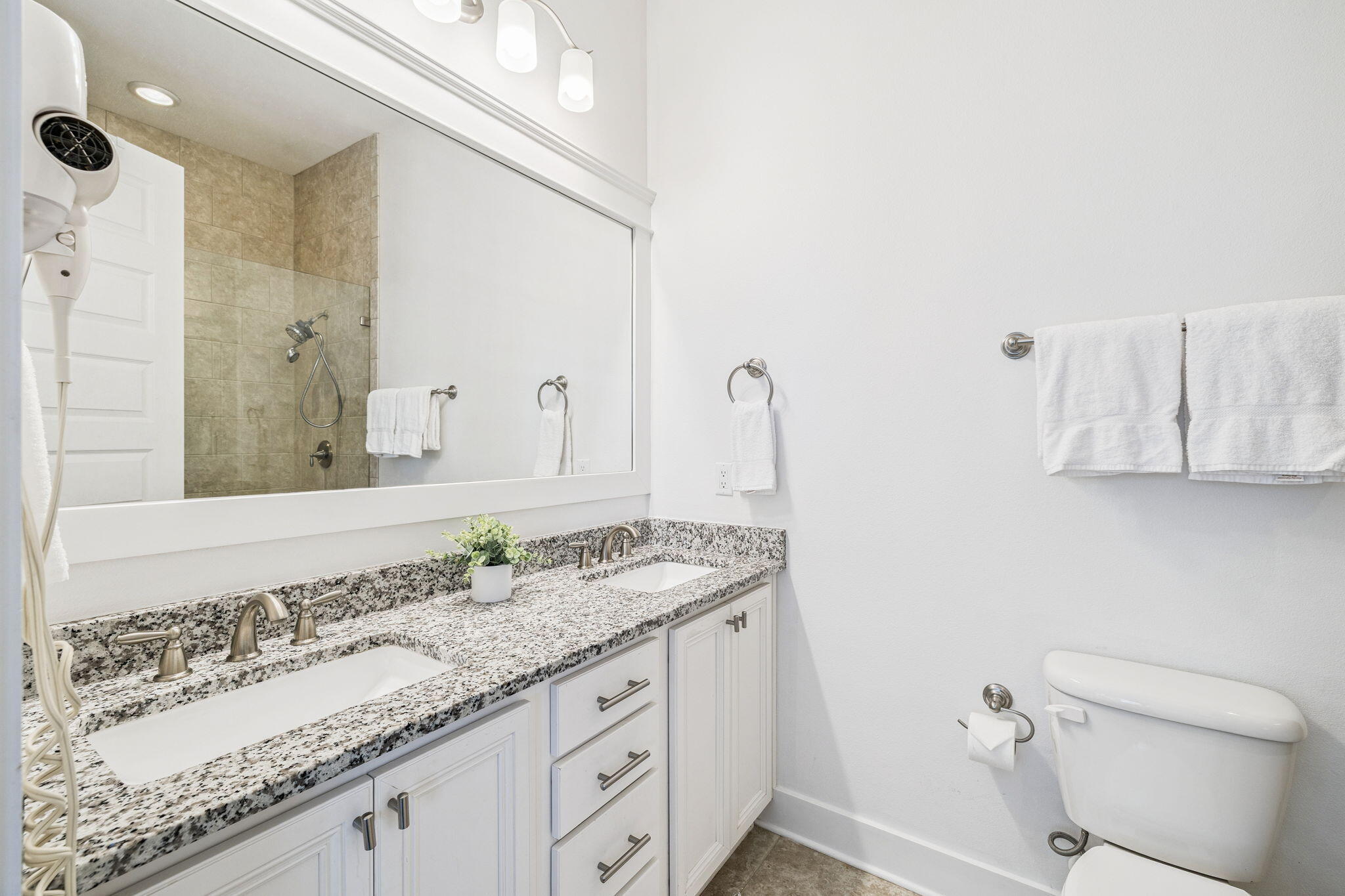 HIGHLAND PARKS - Residential