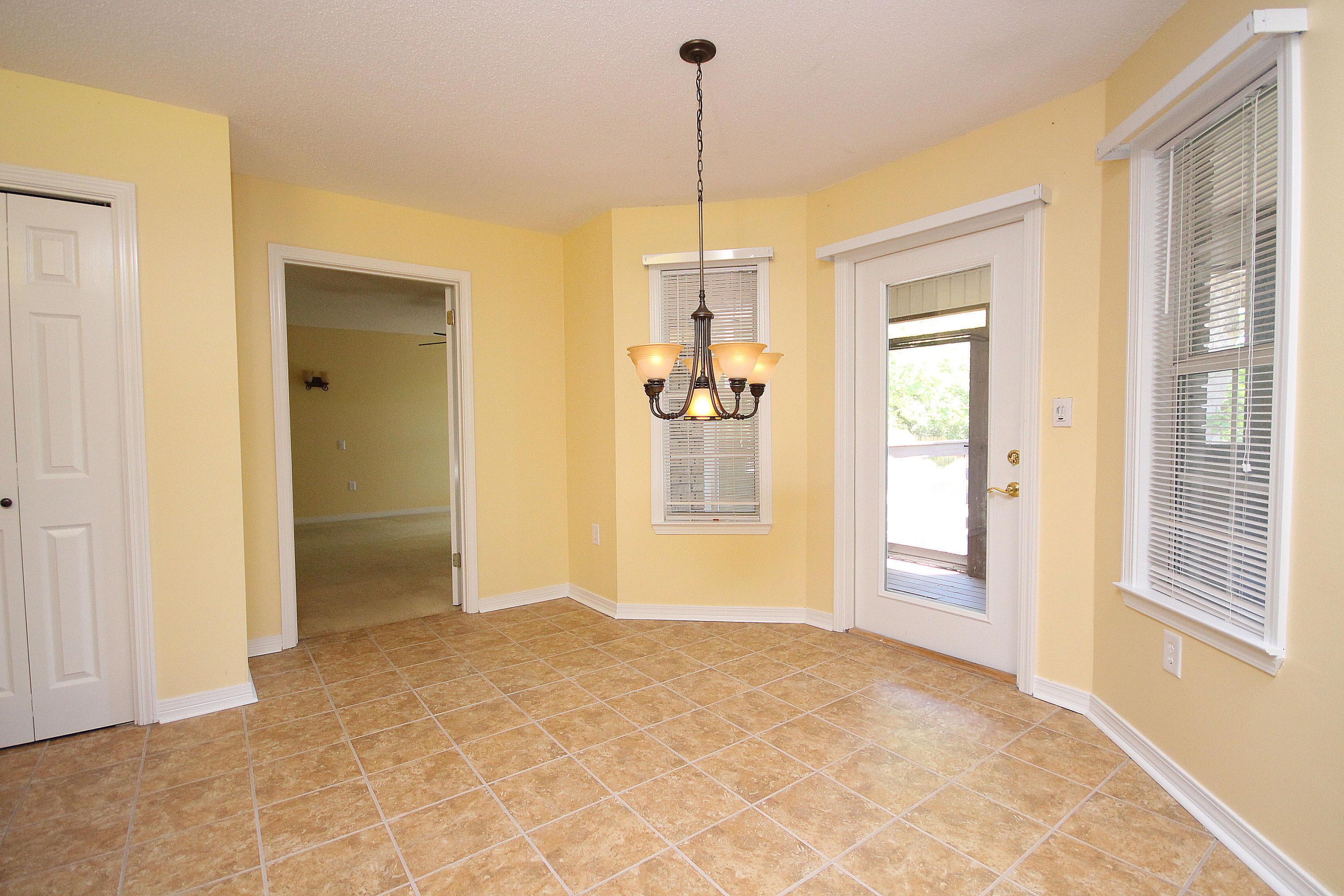 SOUTHWIND PH 6 - Residential