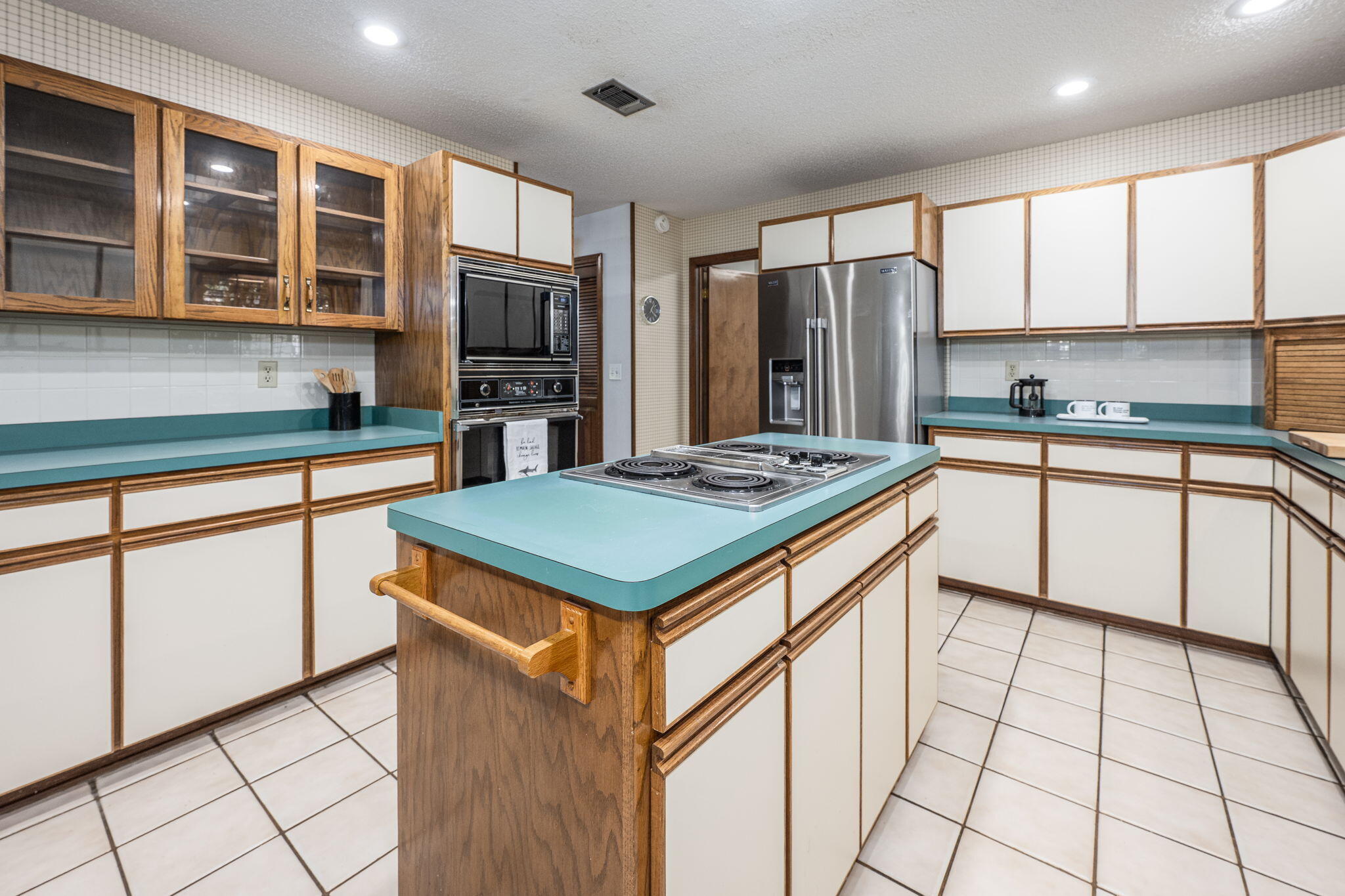 ROCKY BAYOU ESTATES 04 - Residential