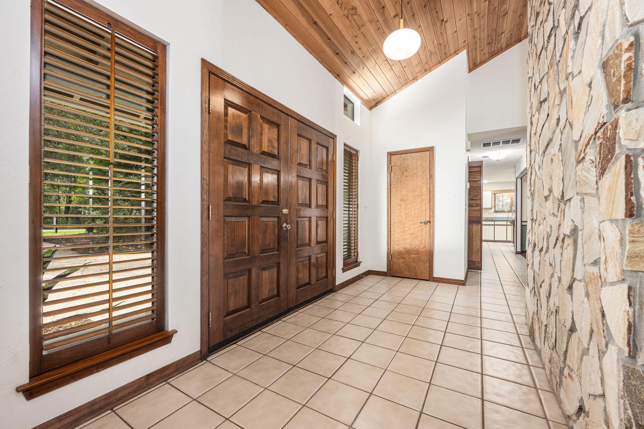 ROCKY BAYOU ESTATES 04 - Residential