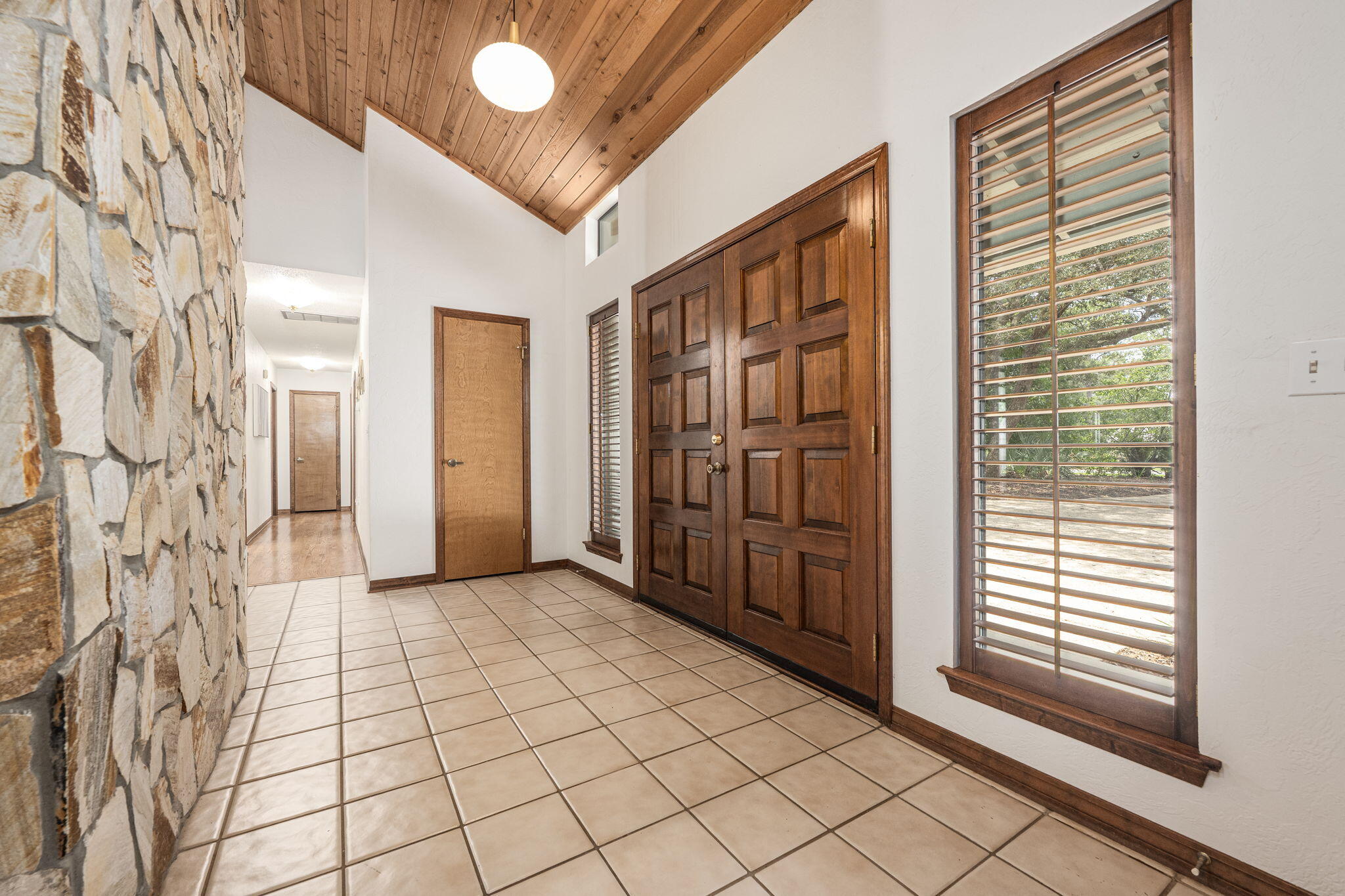 ROCKY BAYOU ESTATES 04 - Residential