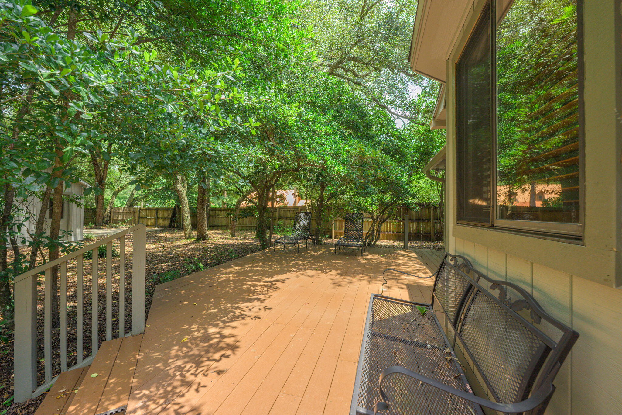 ROCKY BAYOU ESTATES 04 - Residential