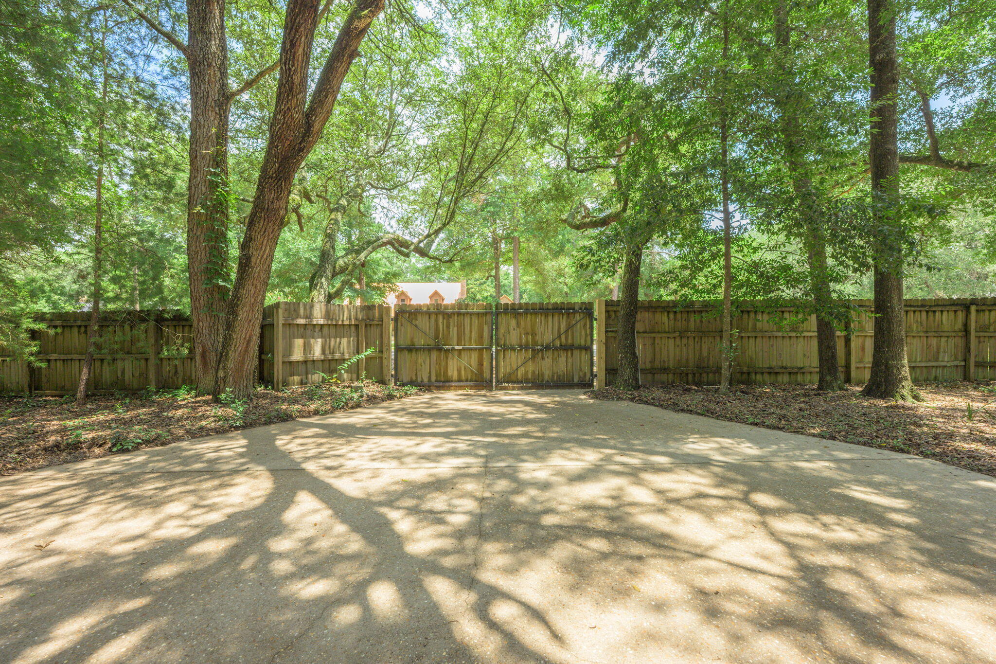 ROCKY BAYOU ESTATES 04 - Residential