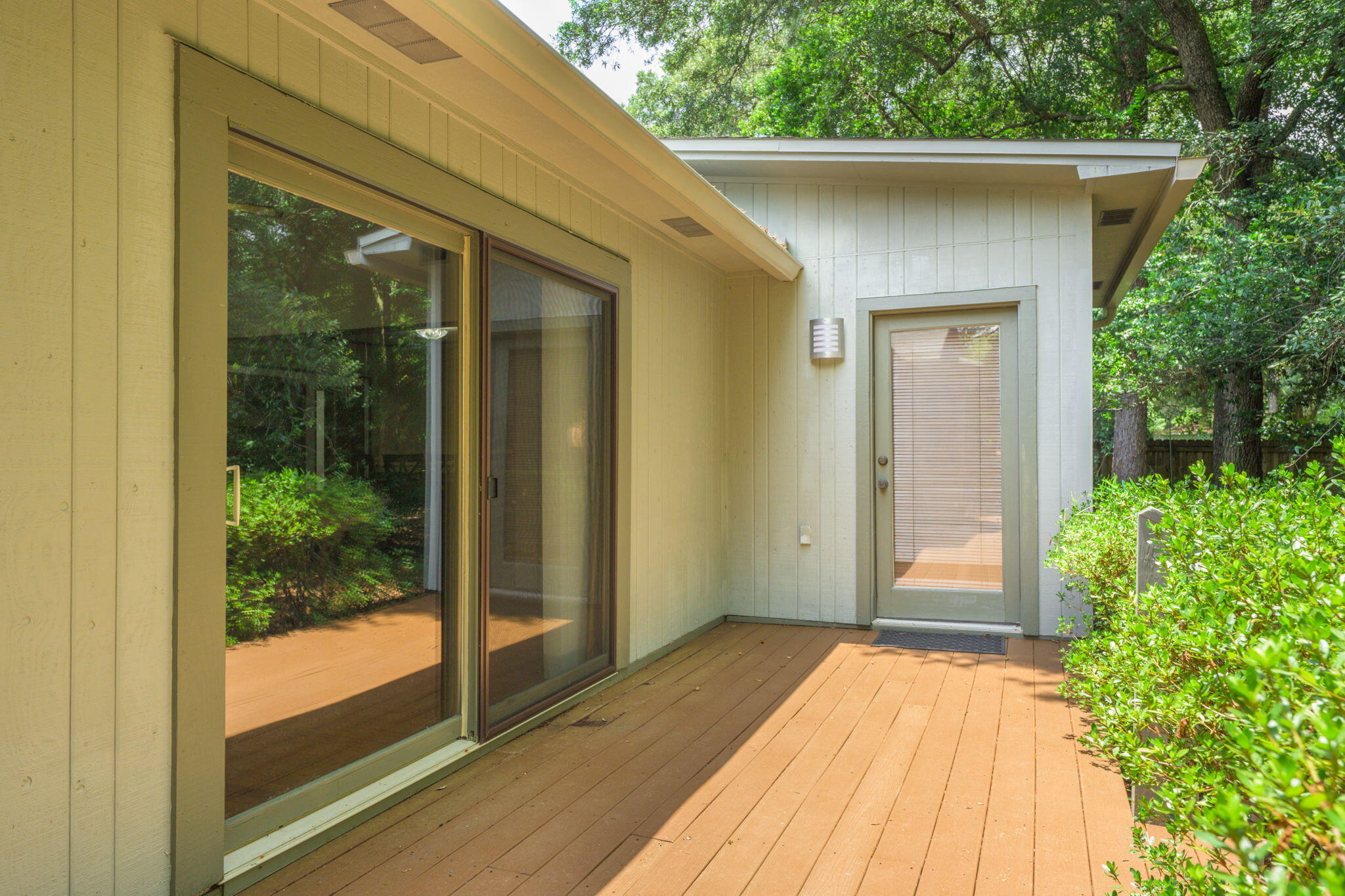 ROCKY BAYOU ESTATES 04 - Residential