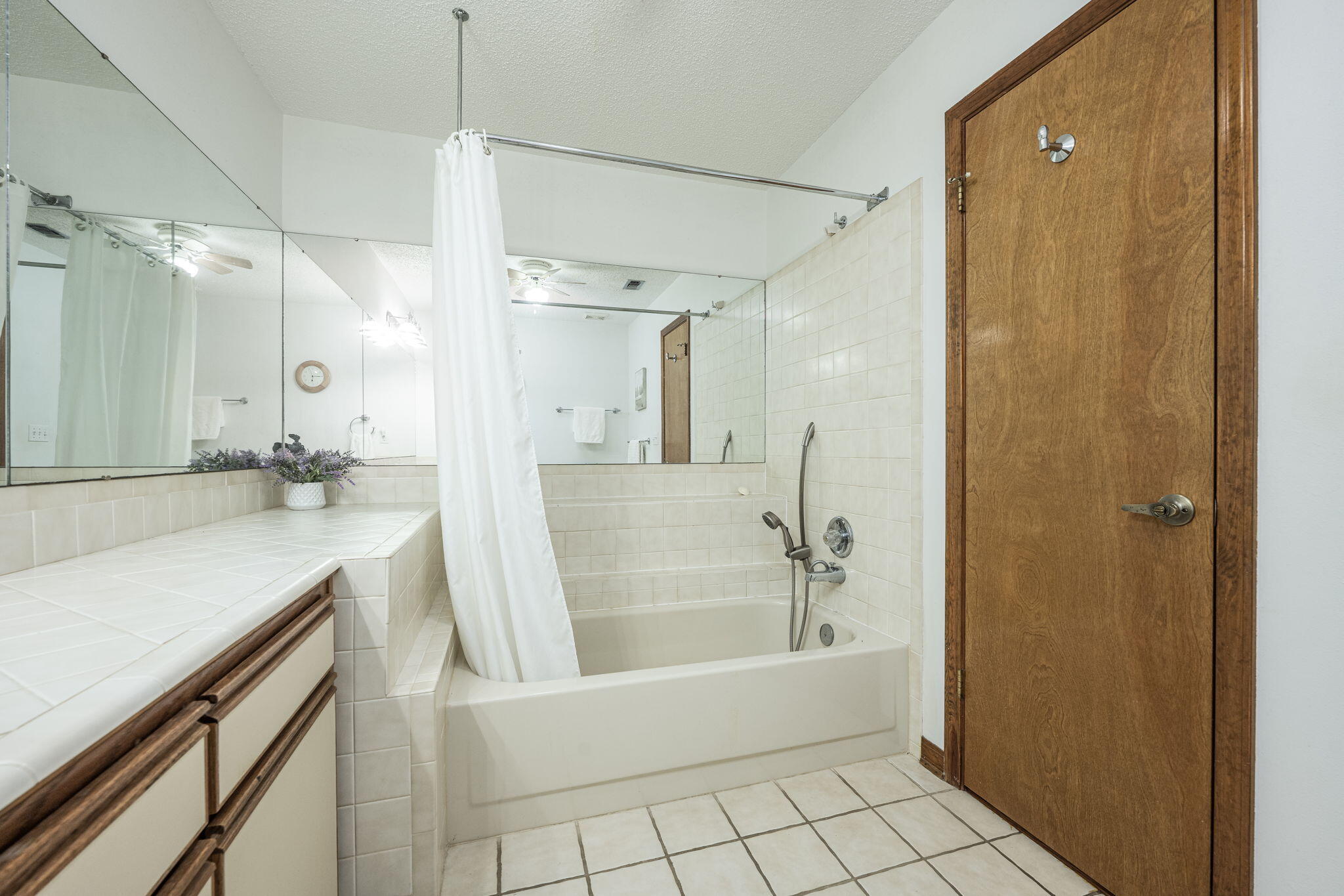 ROCKY BAYOU ESTATES 04 - Residential