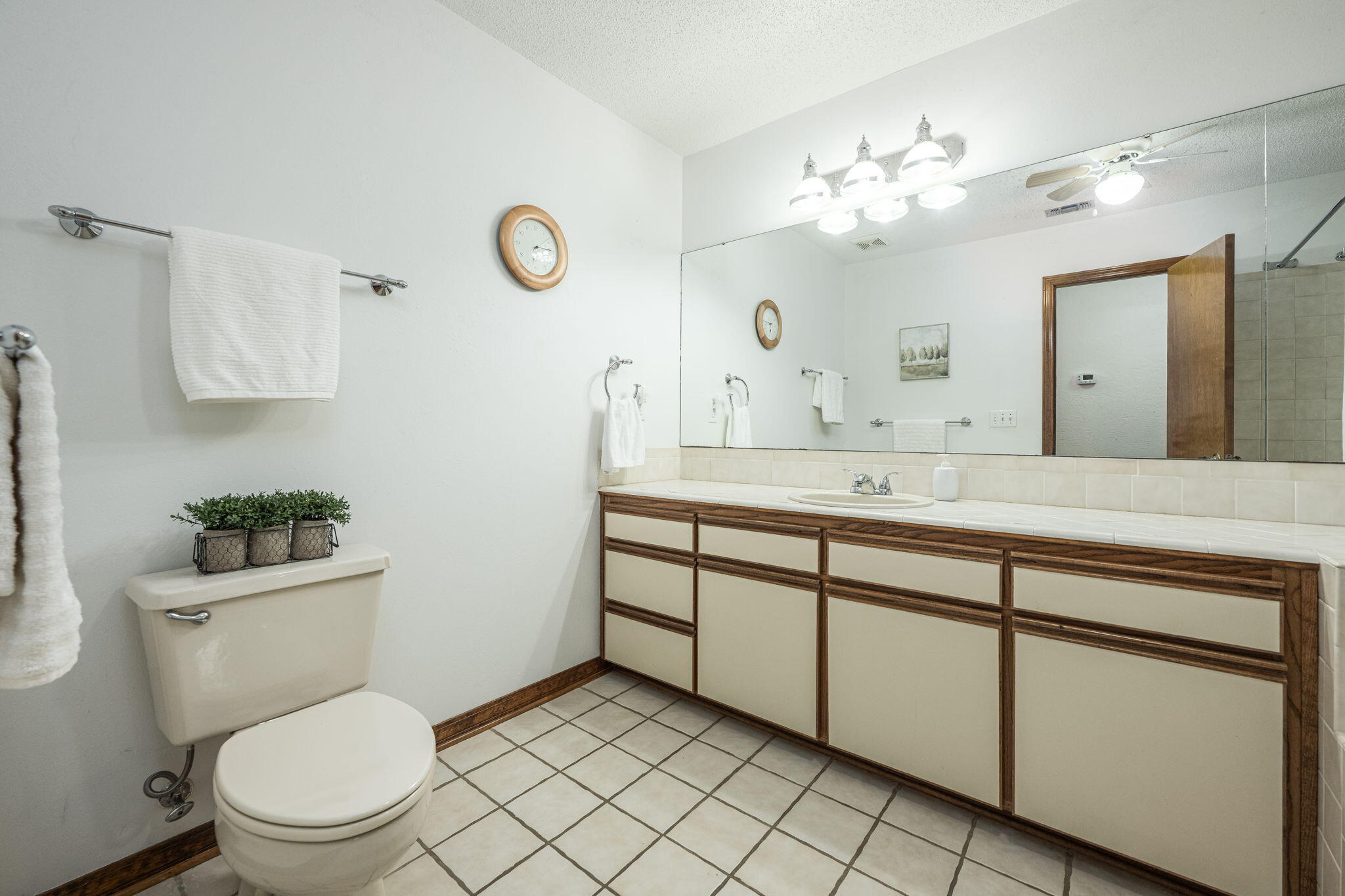 ROCKY BAYOU ESTATES 04 - Residential