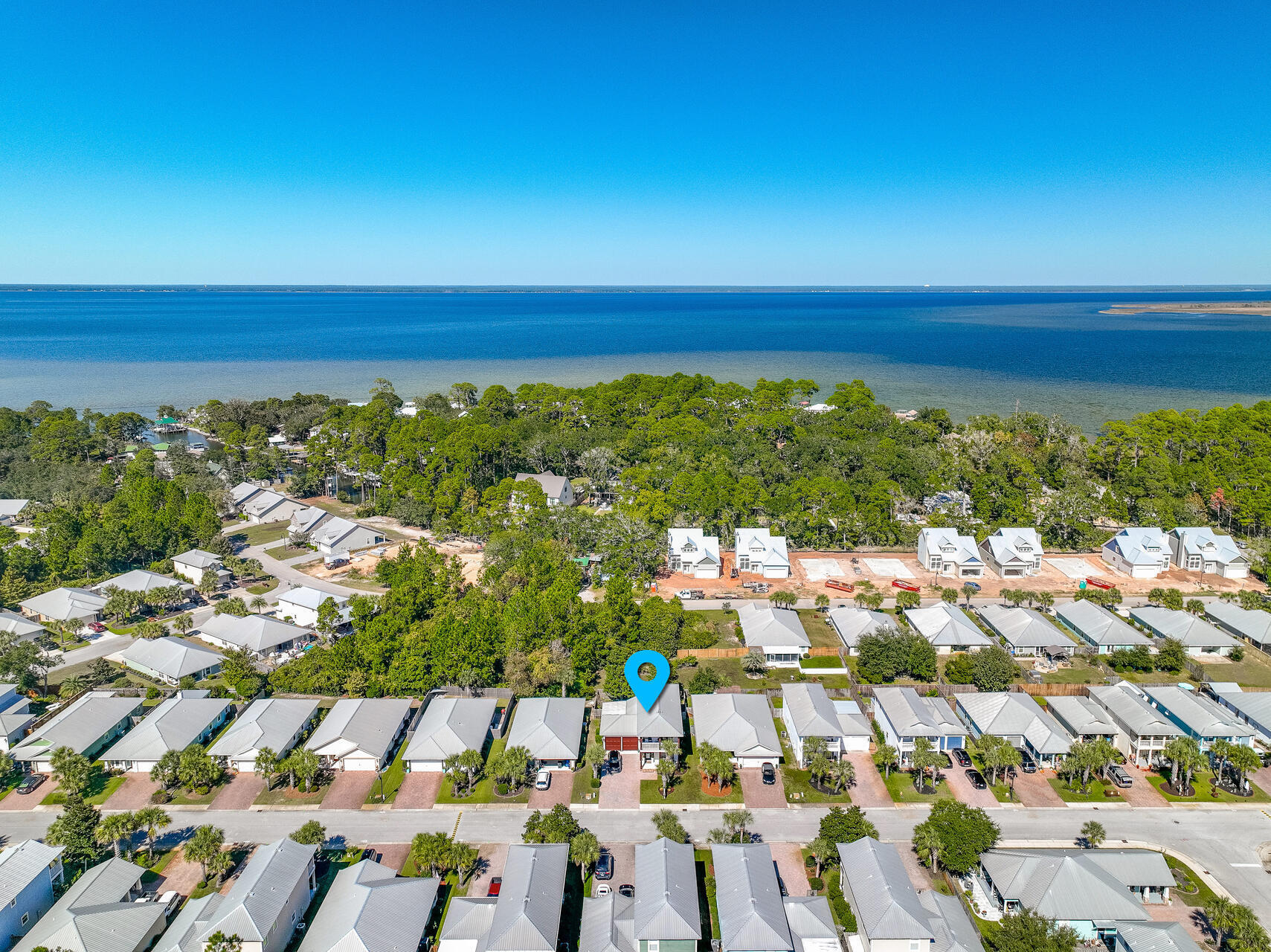 EAGLE BAY - Residential