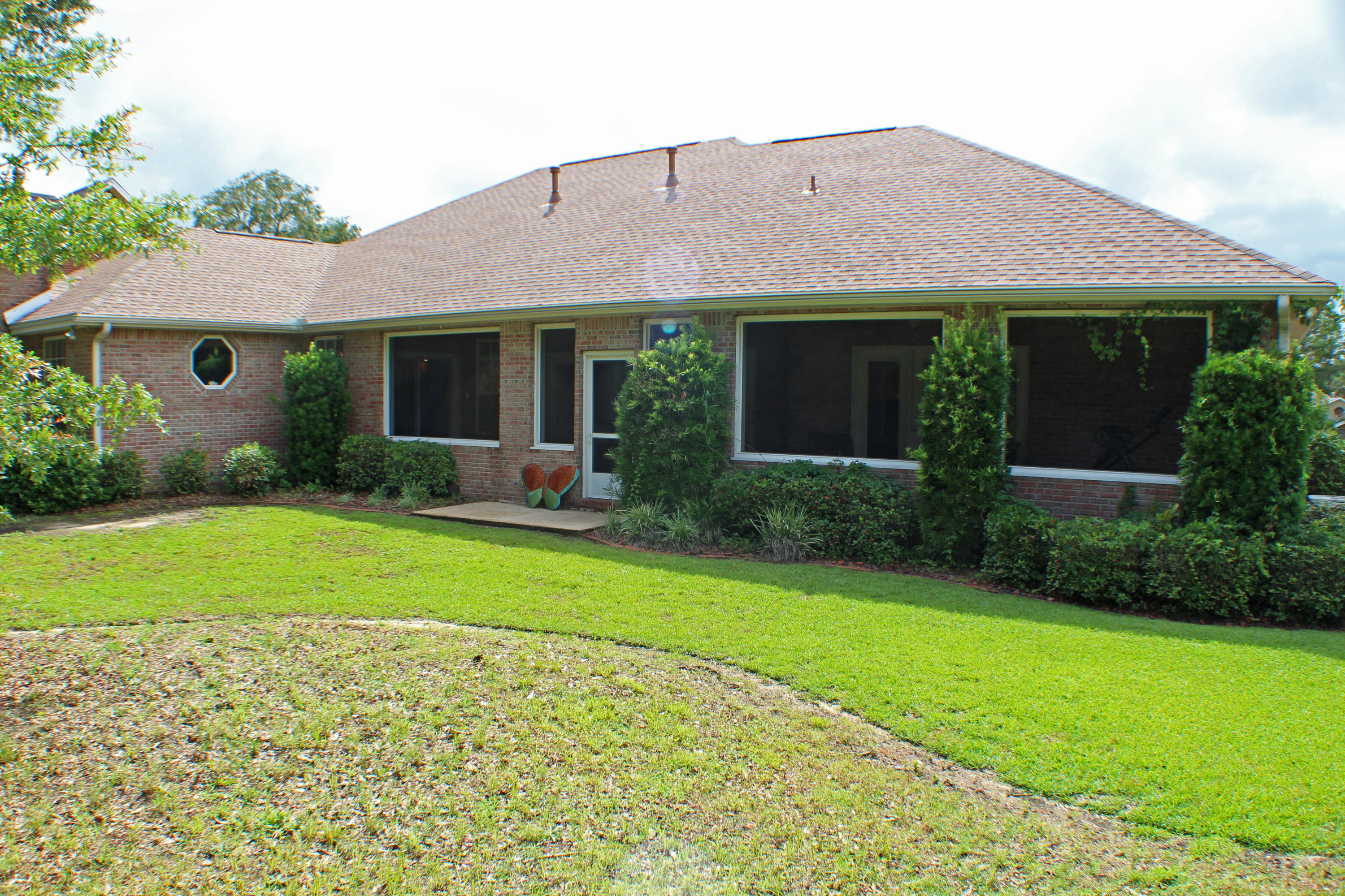 ROCKY BAYOU COUNTRY CLUB ESTATES 9 - Residential