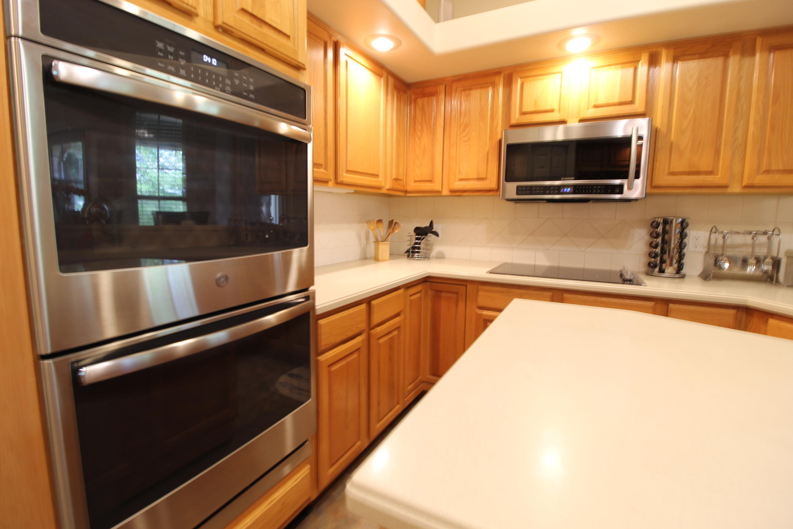 ROCKY BAYOU COUNTRY CLUB ESTATES 9 - Residential