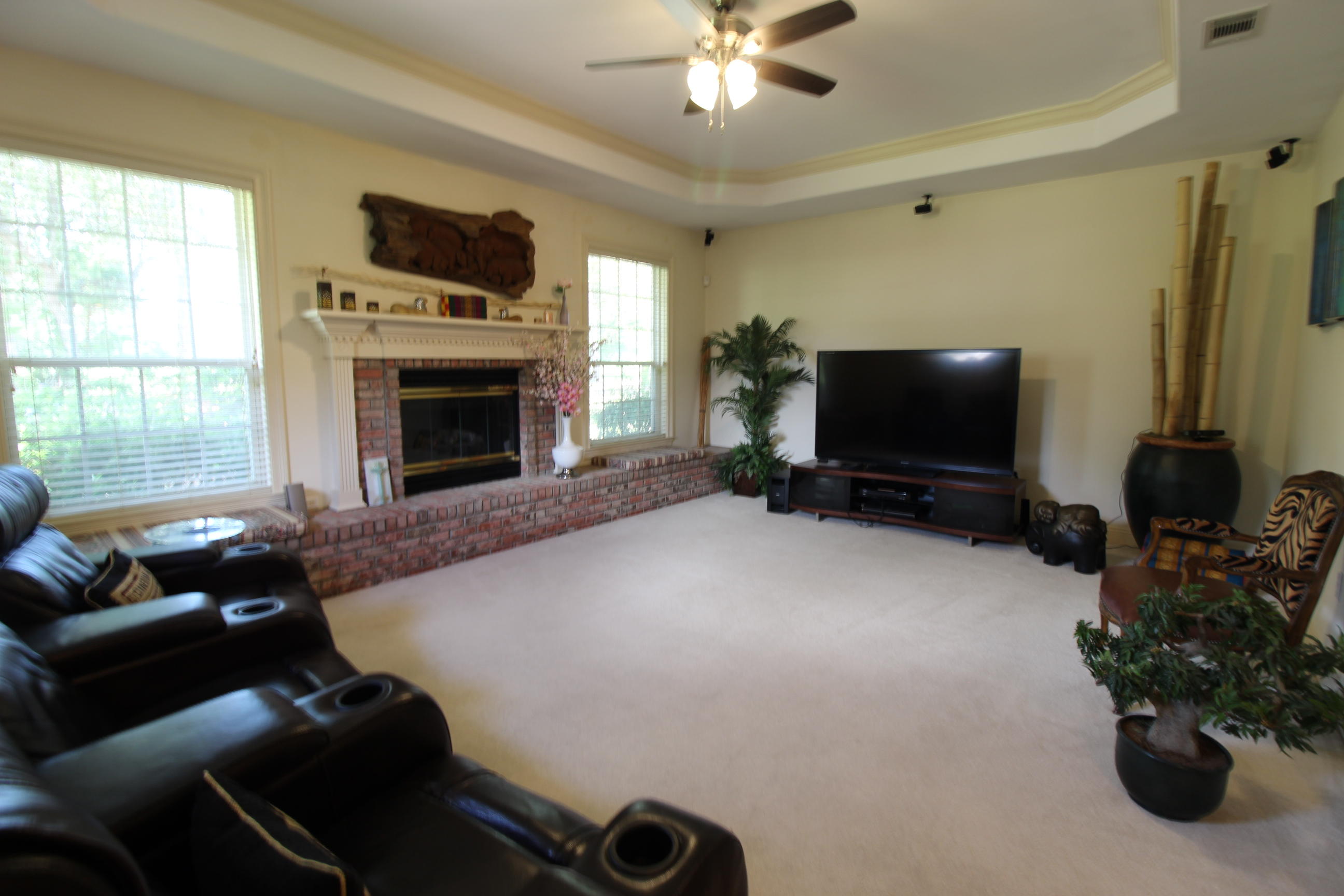 ROCKY BAYOU COUNTRY CLUB ESTATES 9 - Residential