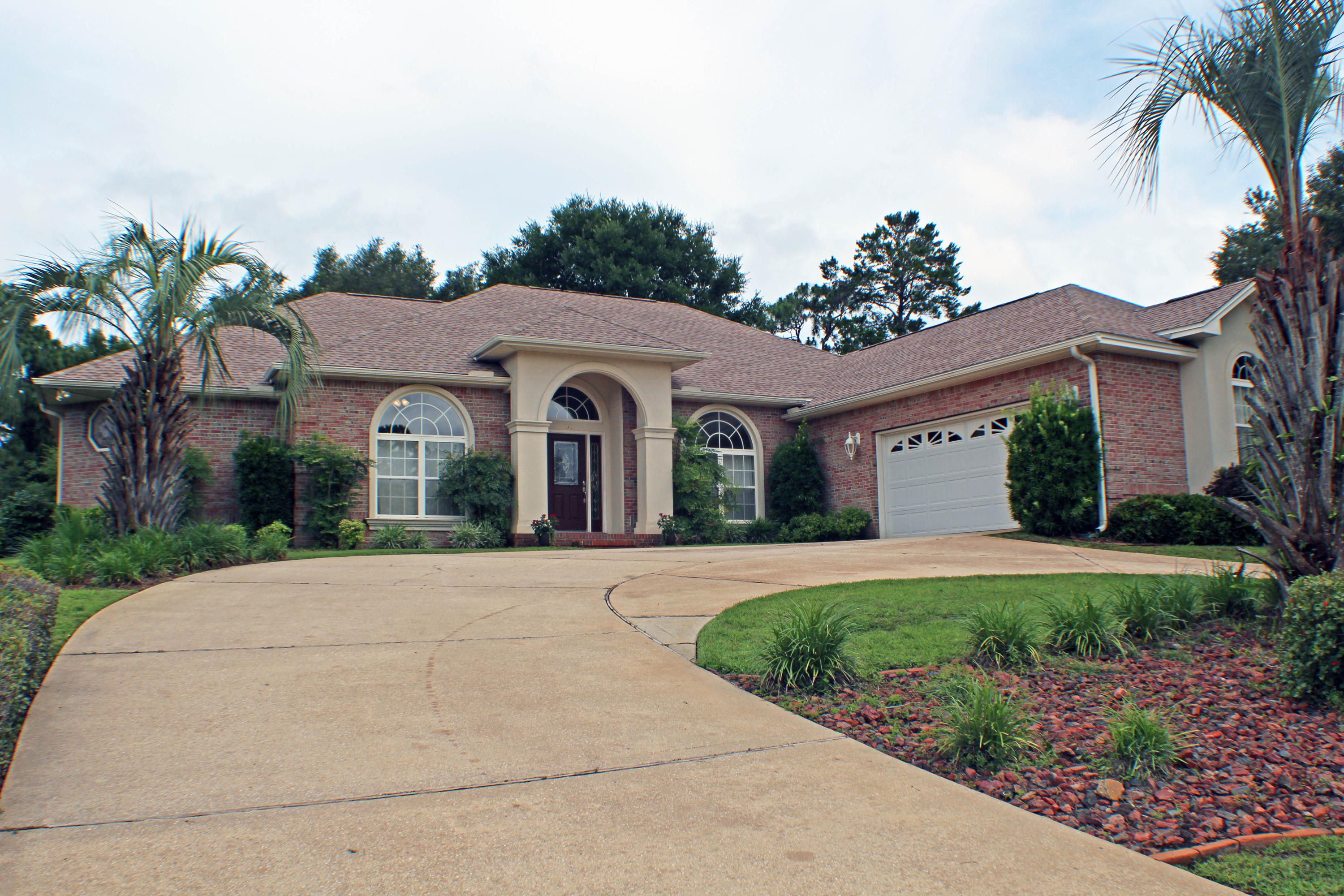 ROCKY BAYOU COUNTRY CLUB ESTATES 9 - Residential
