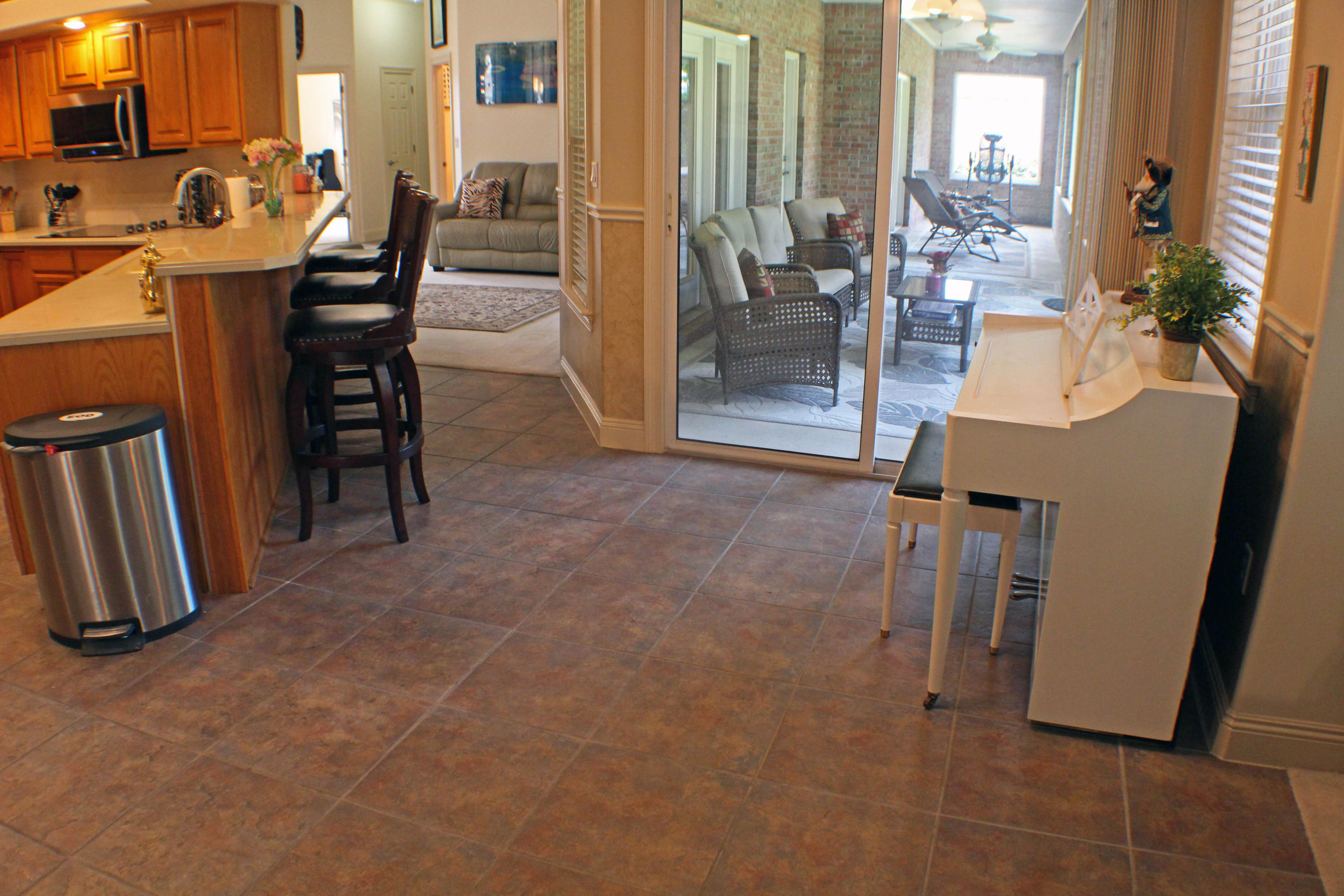 ROCKY BAYOU COUNTRY CLUB ESTATES 9 - Residential