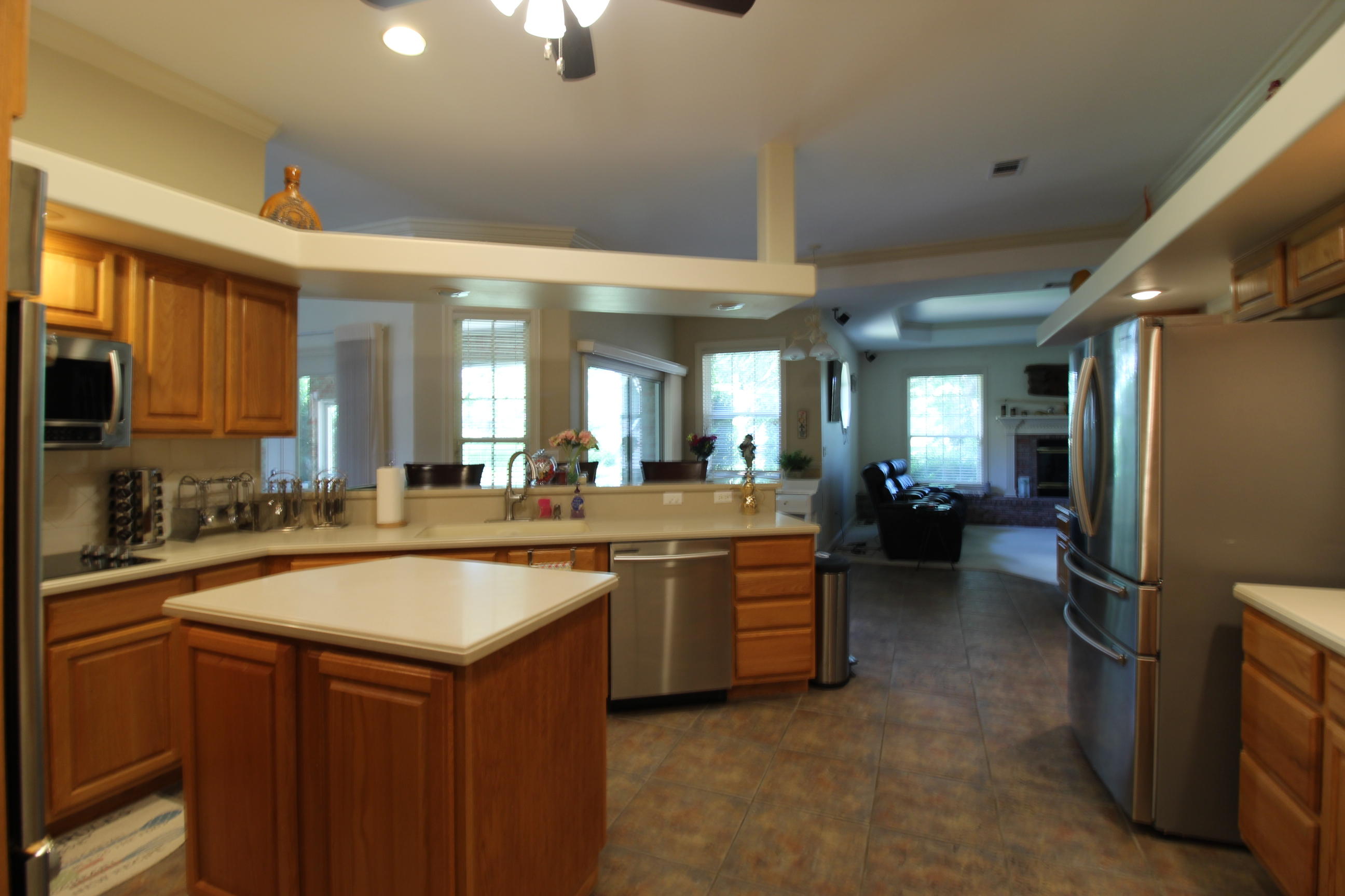 ROCKY BAYOU COUNTRY CLUB ESTATES 9 - Residential