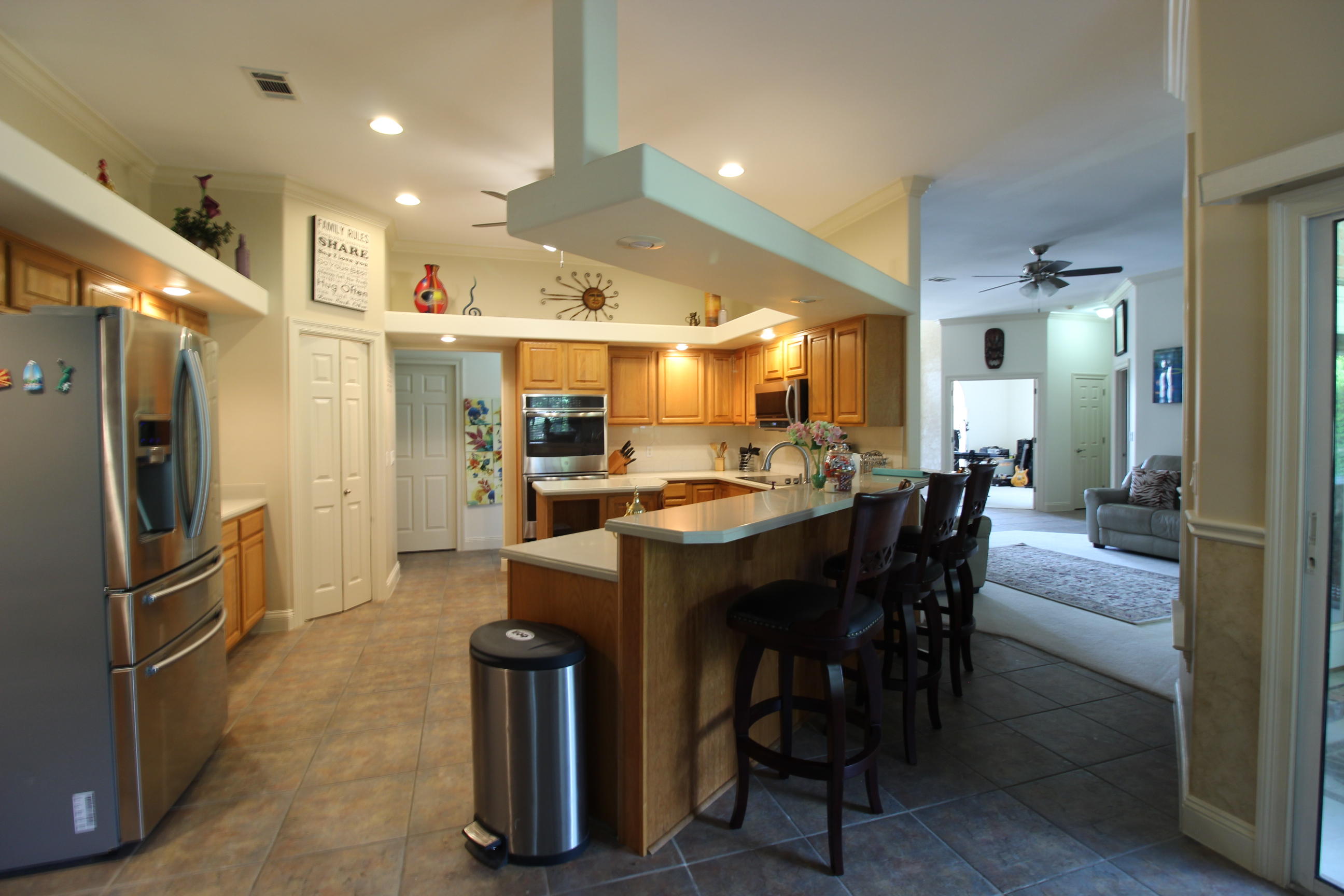 ROCKY BAYOU COUNTRY CLUB ESTATES 9 - Residential