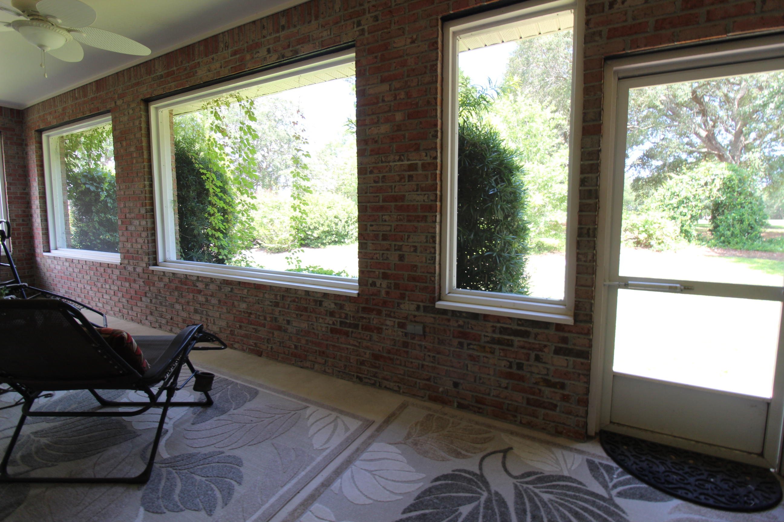 ROCKY BAYOU COUNTRY CLUB ESTATES 9 - Residential