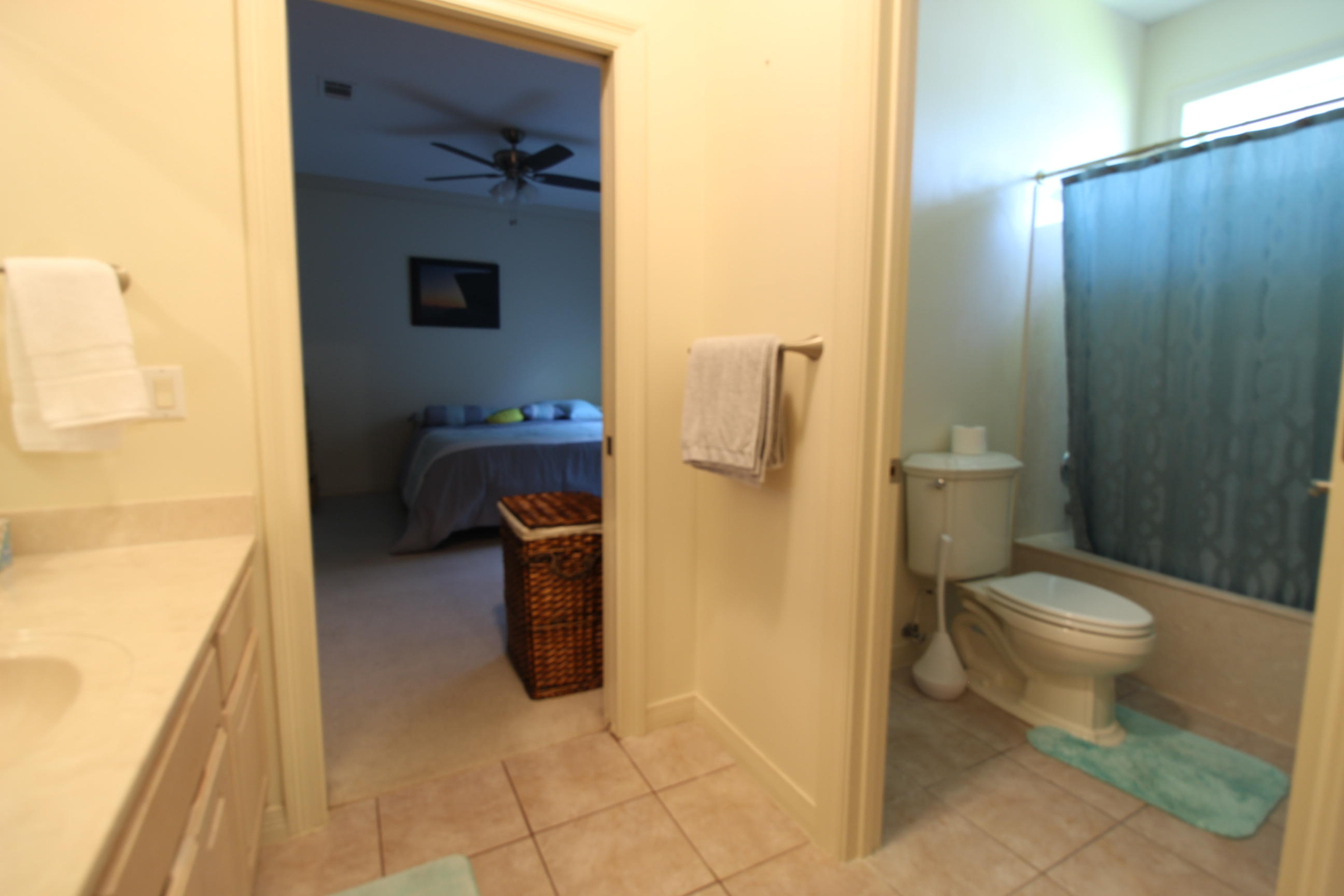 ROCKY BAYOU COUNTRY CLUB ESTATES 9 - Residential