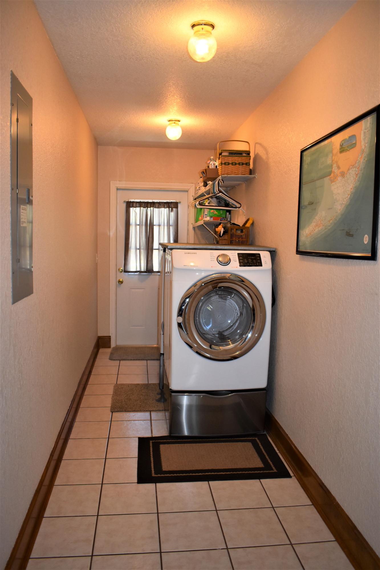 NO RECORDED SUBDIVISION - Residential