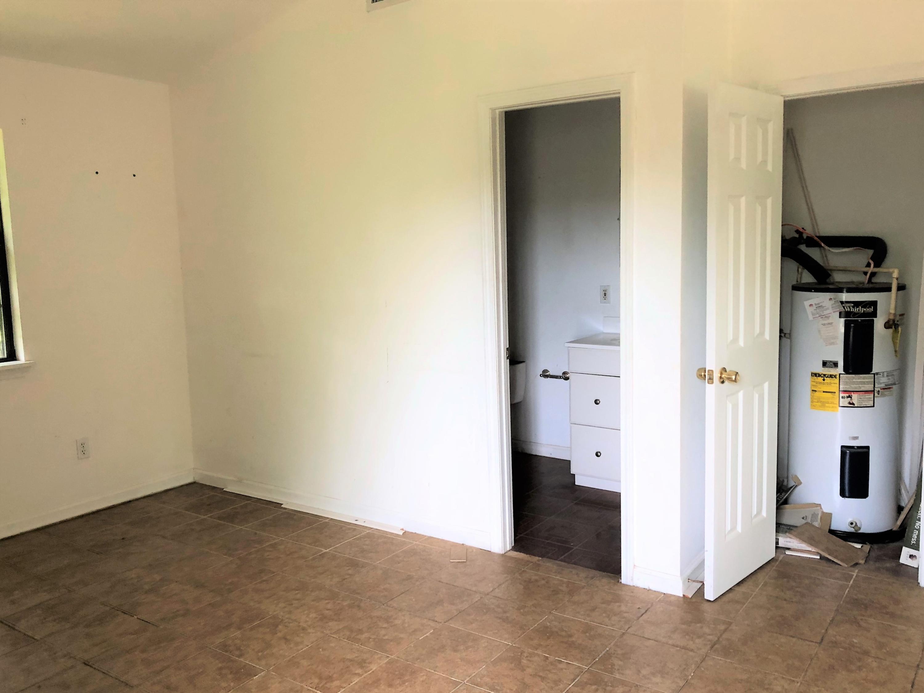 LAKE JUNIPER ESTATES UNIT 3 - Residential