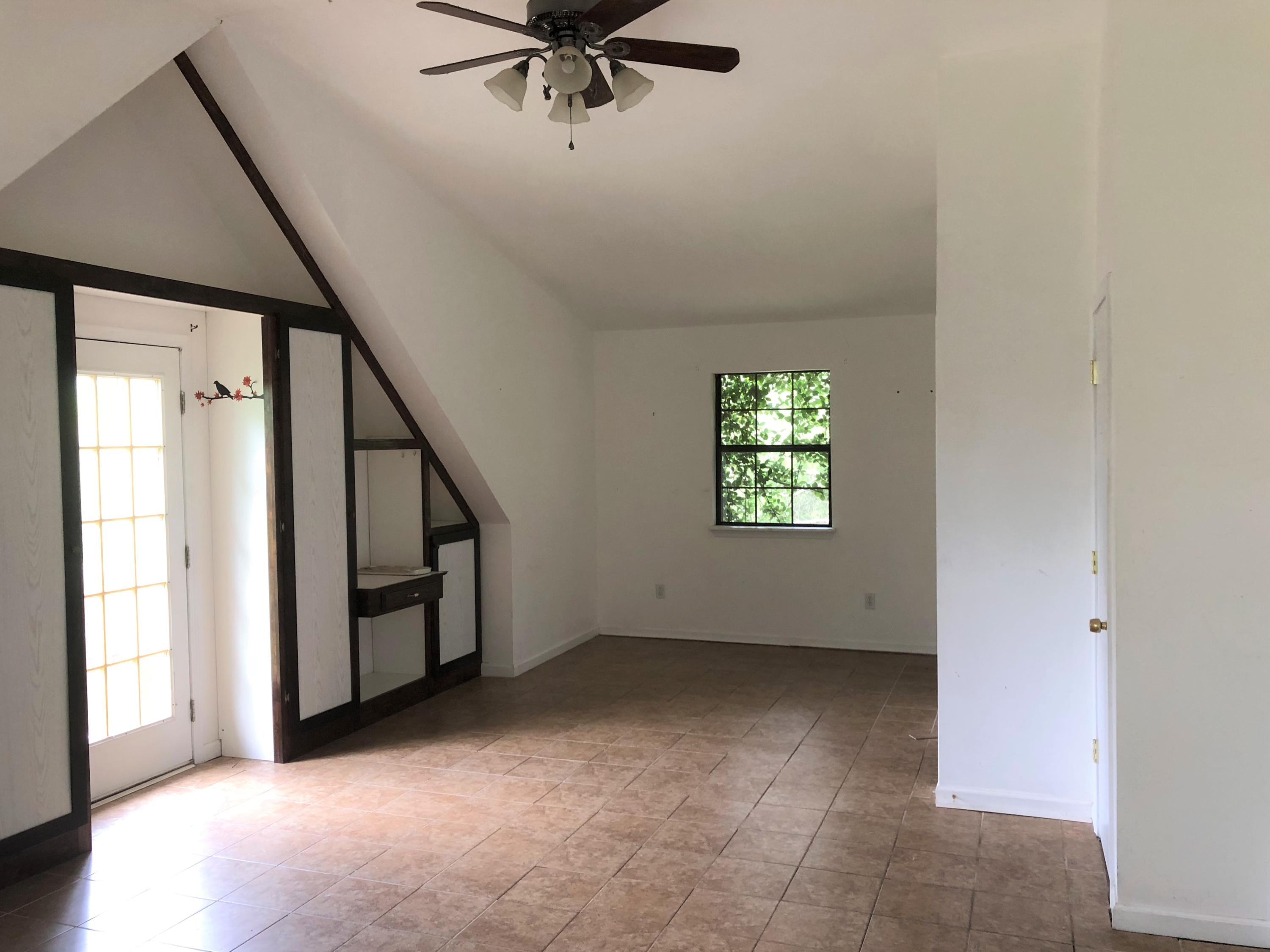 LAKE JUNIPER ESTATES UNIT 3 - Residential