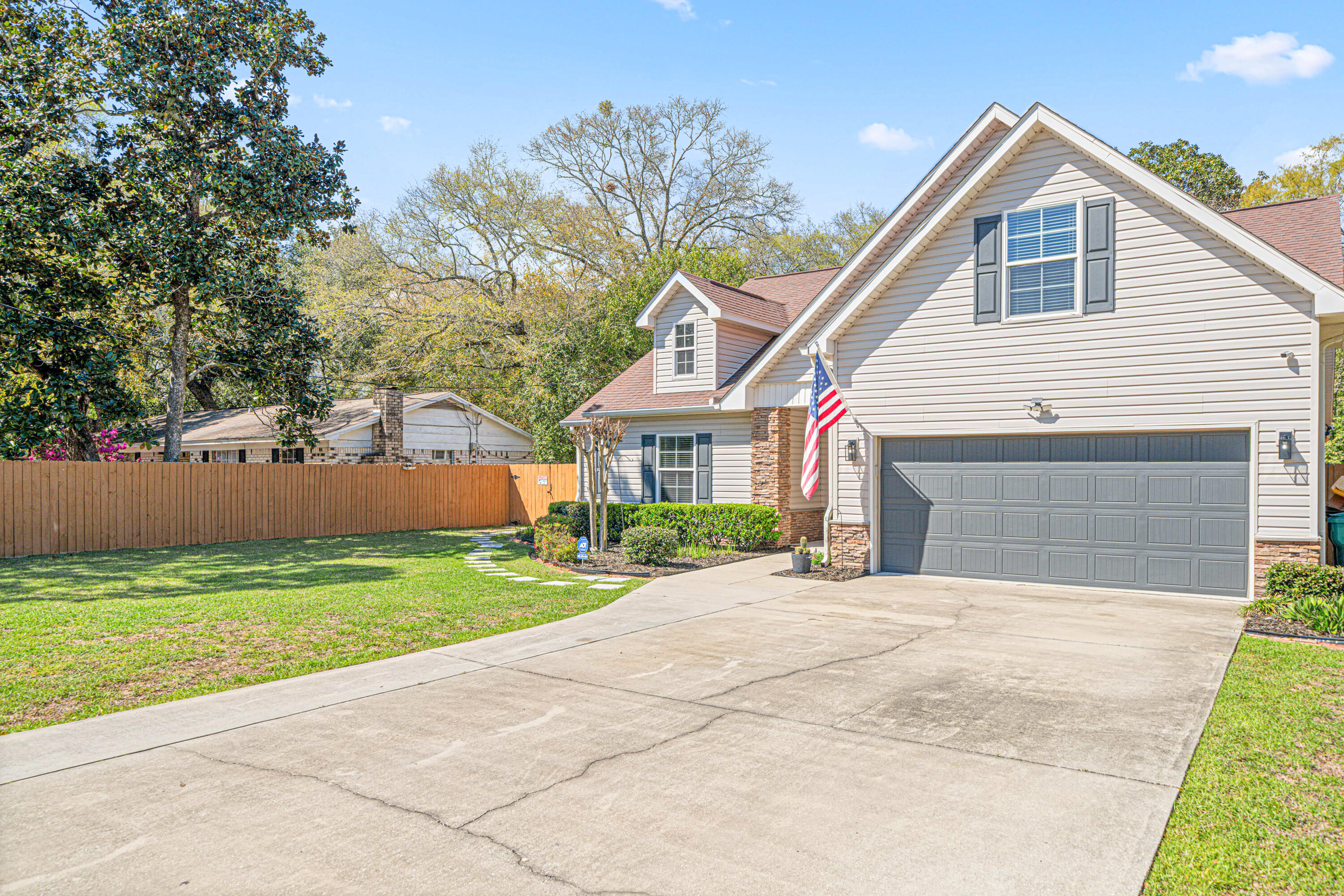 MINGER S/D 1ST ADDN - Residential