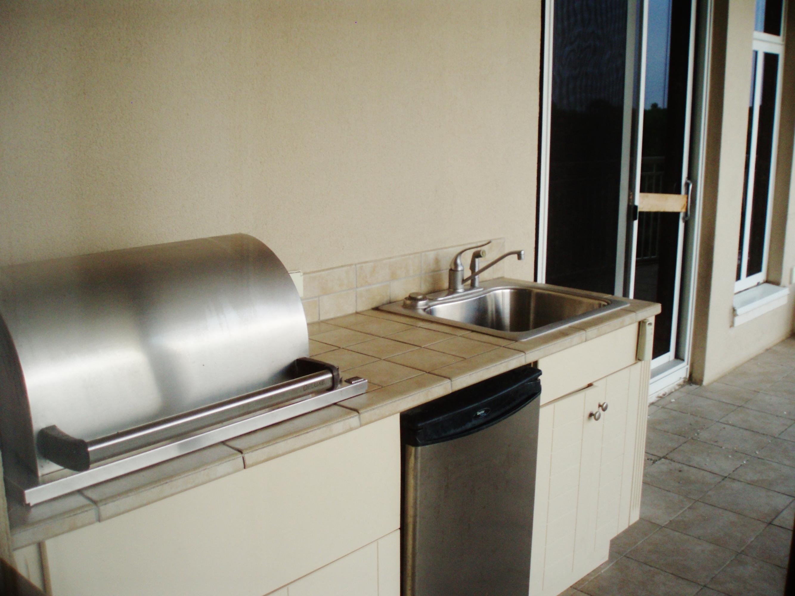 ONE WATER PLACE - Residential