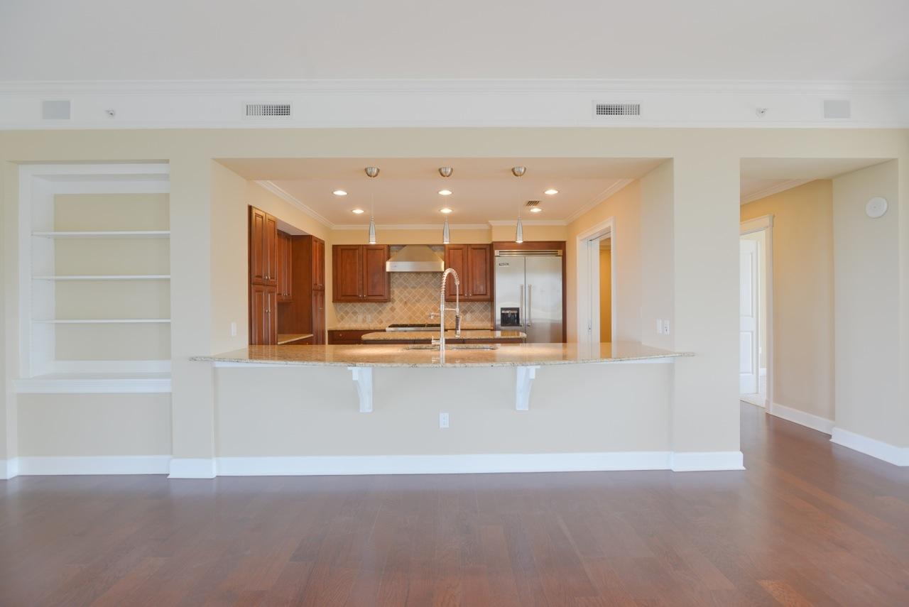 ONE WATER PLACE - Residential