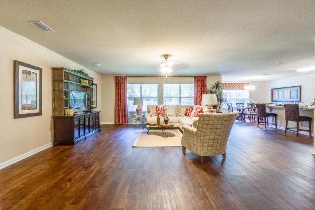 PARTRIDGE HILLS - Residential