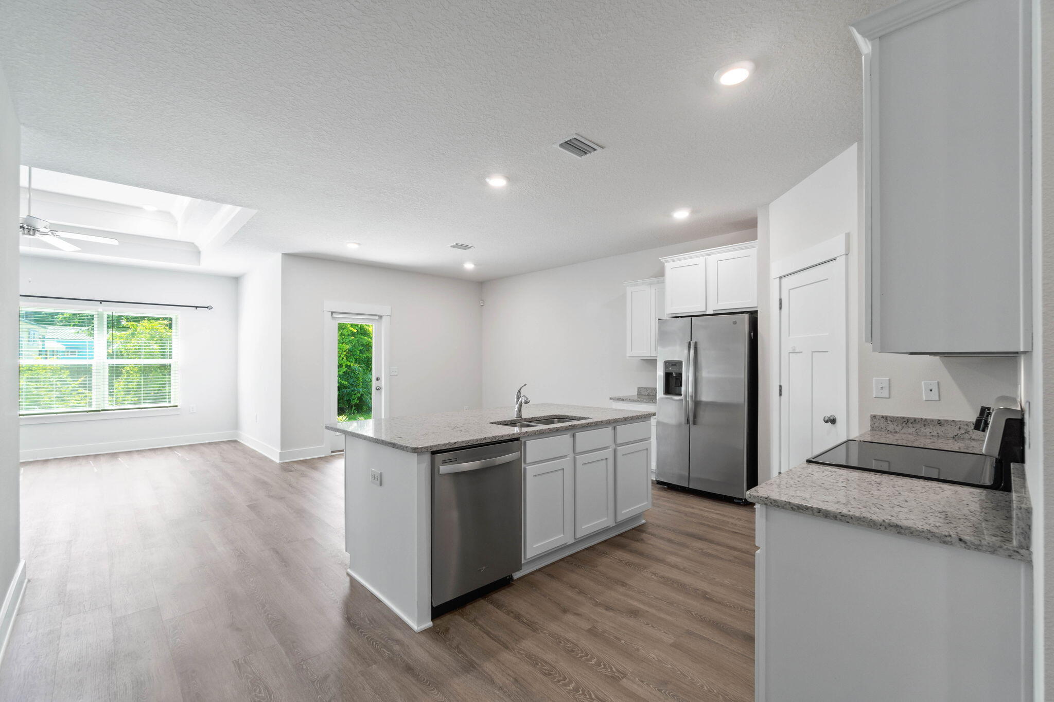 BROOKS LANDING - Residential Lease