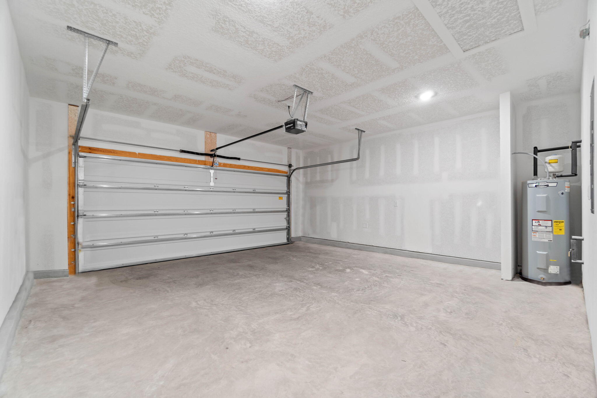 BROOKS LANDING - Residential Lease