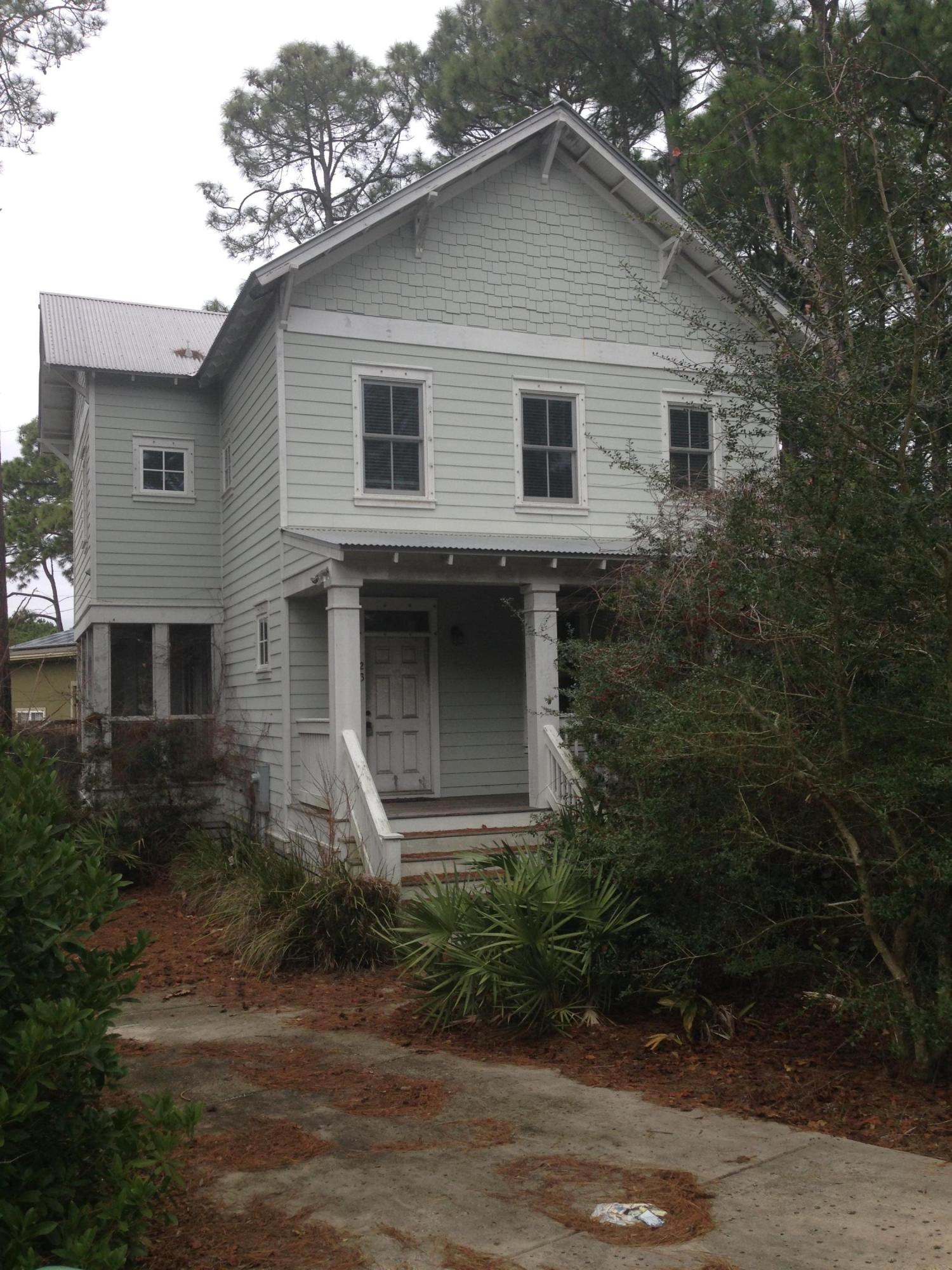 This property is a Foreclosure. Great home or investment property. It features hardwood floors with carpet in bedrooms, and tiled baths. Large open kitchen that opens to screened porch, separate breakfast area and dining room that opens to large living area. Second floor features large master suite with tray ceilings,large master bath with separate shower, oval tub double vanity and large walk-in closet. There is a separate laundry room also on the second floor, very convenient! This home would make a perfect secondary or primary home. Only 5 mins to the beach! World class shopping, Golf, and Deep Sea Fishing nearby. Take advantage of the savings on this property!