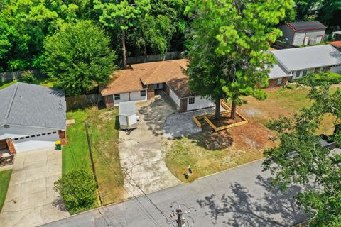 A home in Niceville