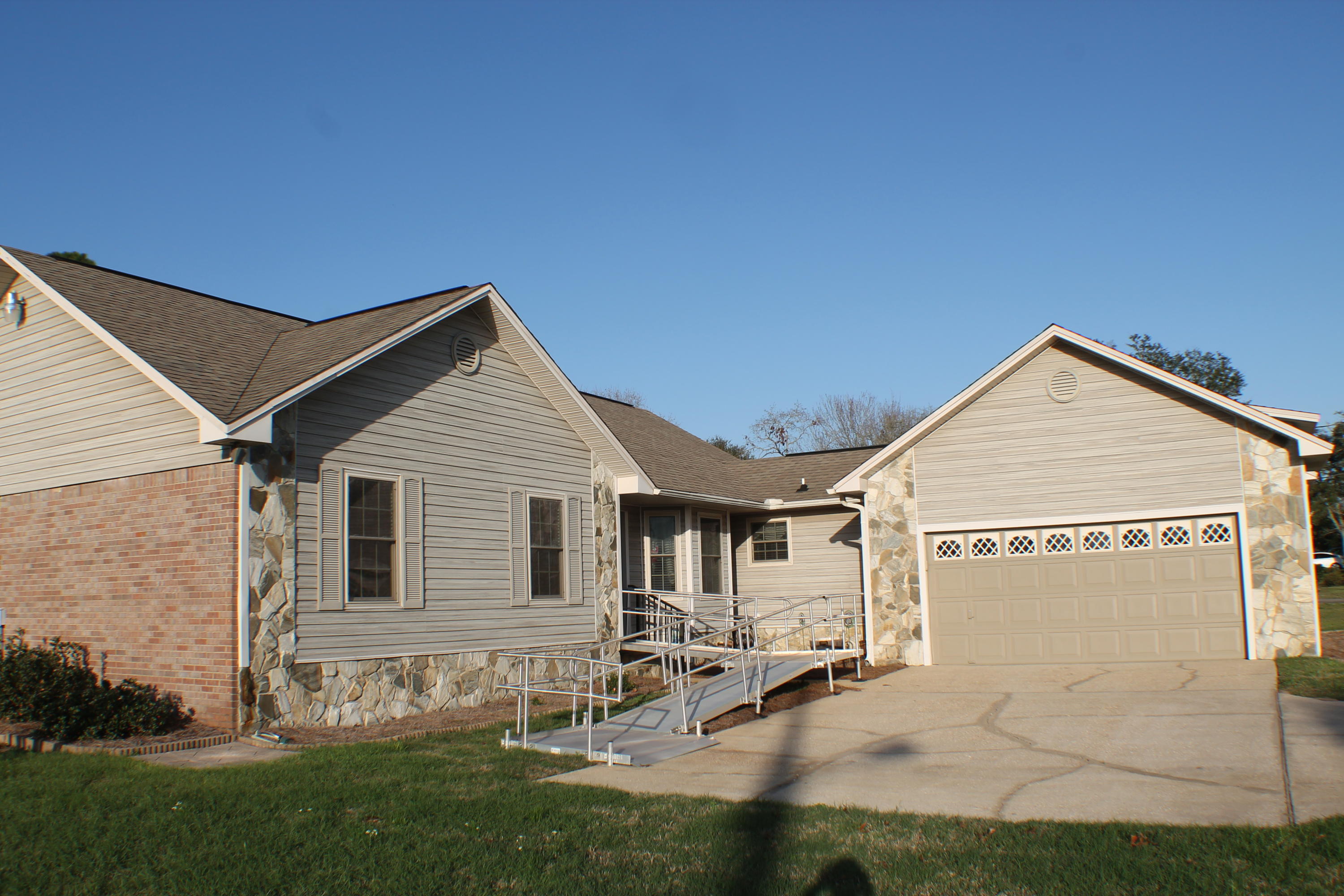 COUNTRYVIEW ESTATES 3RD ADDN - Residential