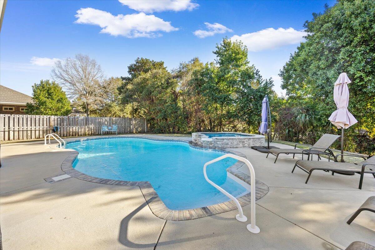 WOODLAWN HEIGHTS - Residential