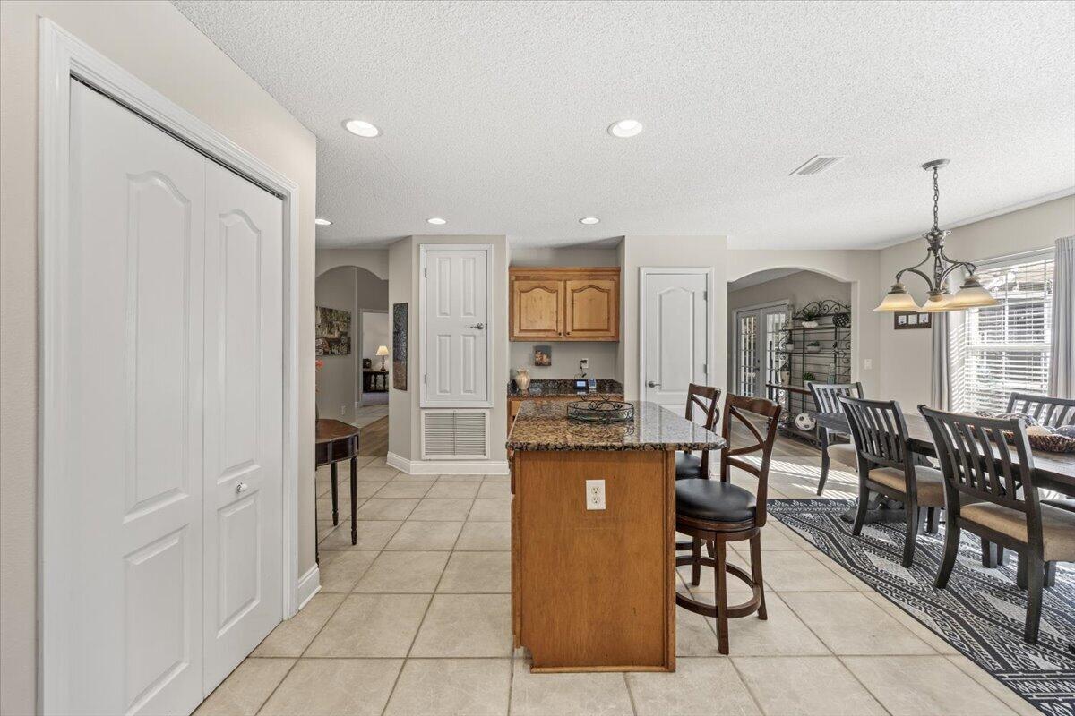 WOODLAWN HEIGHTS - Residential