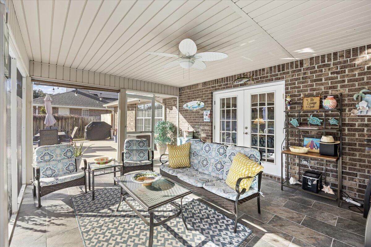 WOODLAWN HEIGHTS - Residential