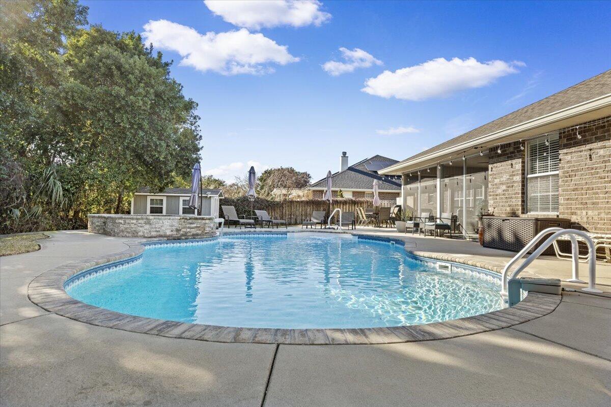 WOODLAWN HEIGHTS - Residential