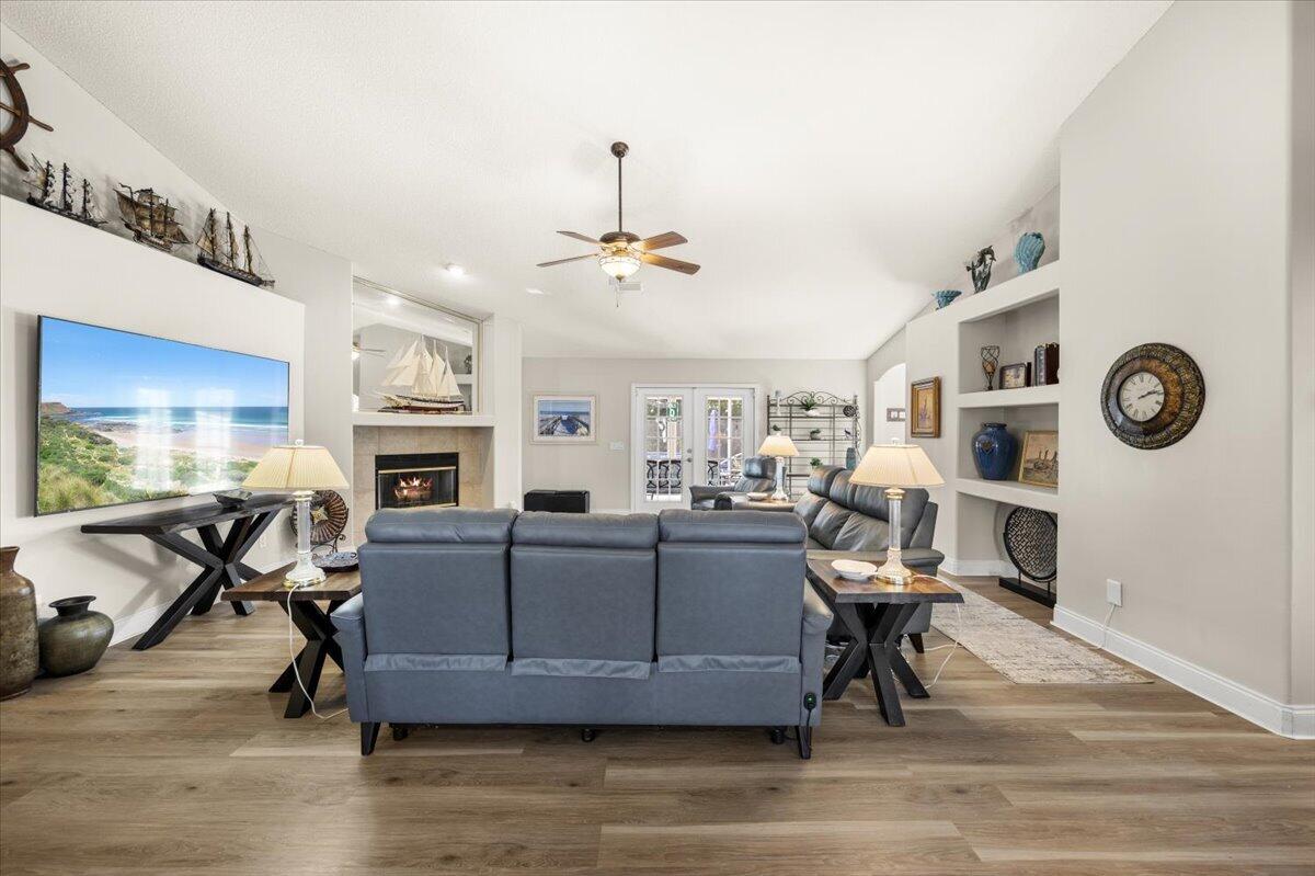 WOODLAWN HEIGHTS - Residential