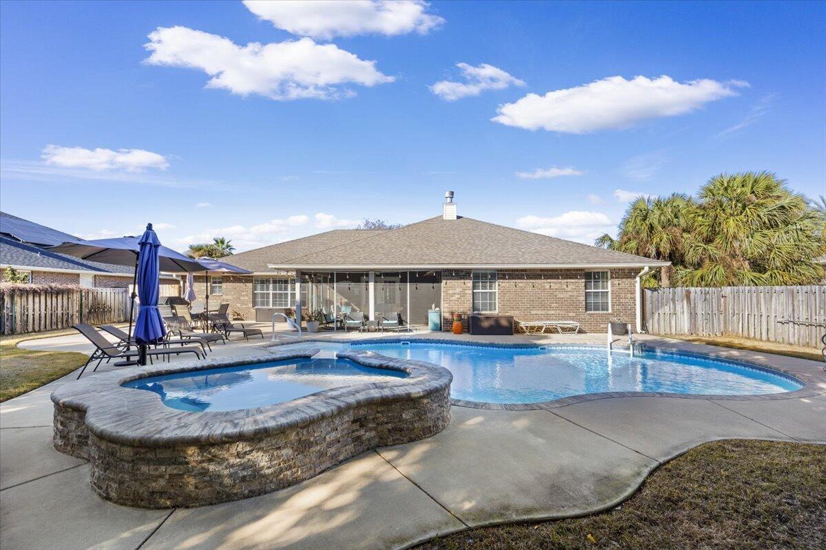 WOODLAWN HEIGHTS - Residential