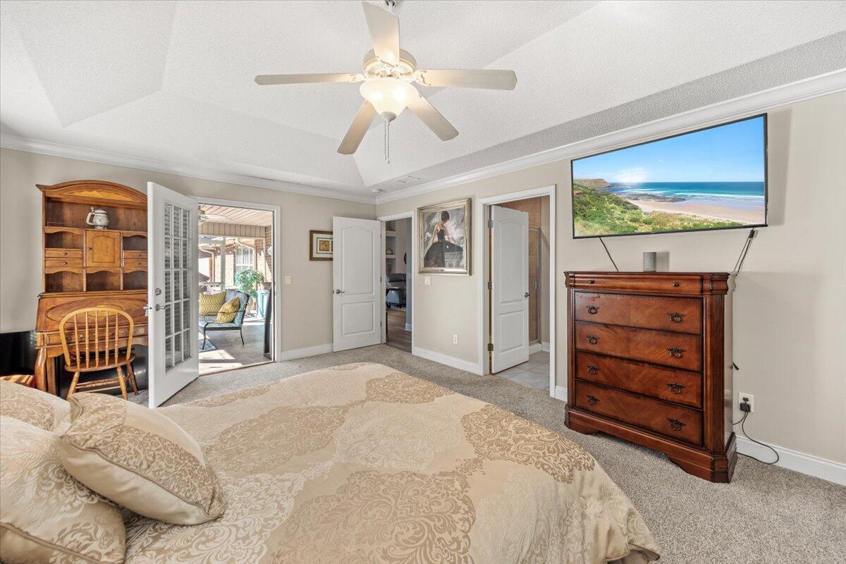 WOODLAWN HEIGHTS - Residential